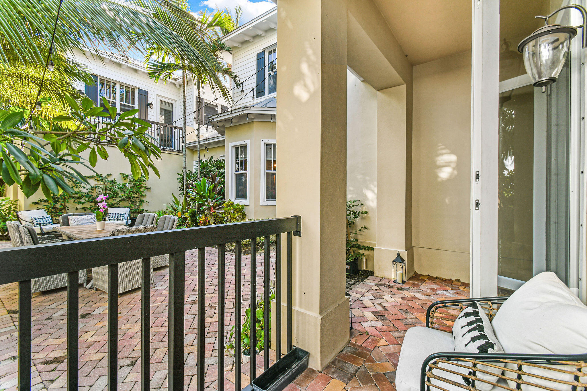 256 W Bay Cedar, Jupiter FL 33458