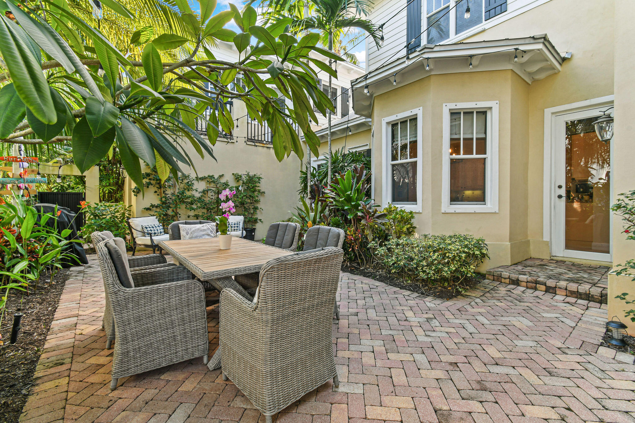 256 W Bay Cedar, Jupiter FL 33458