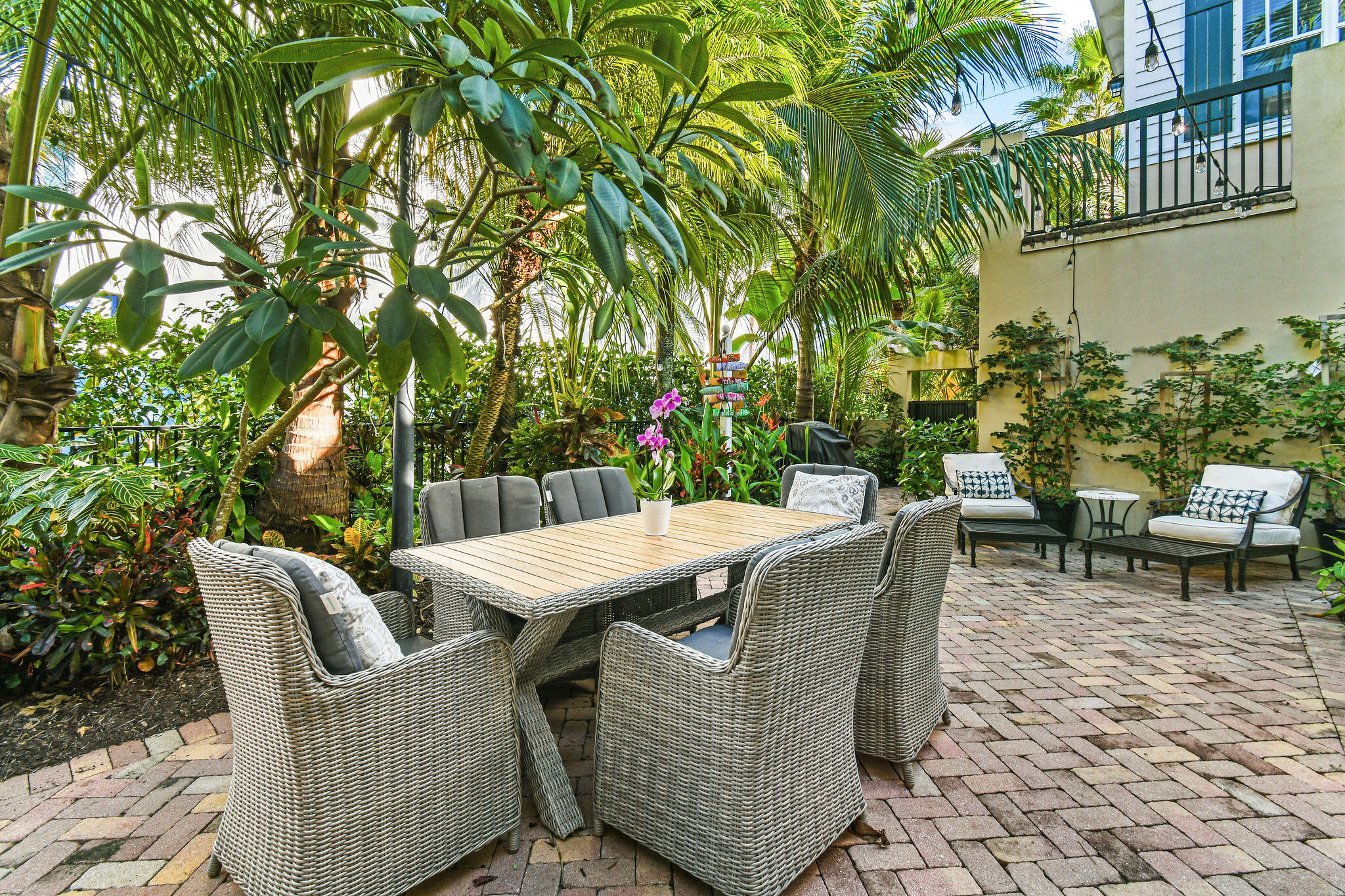 256 W Bay Cedar, Jupiter FL 33458