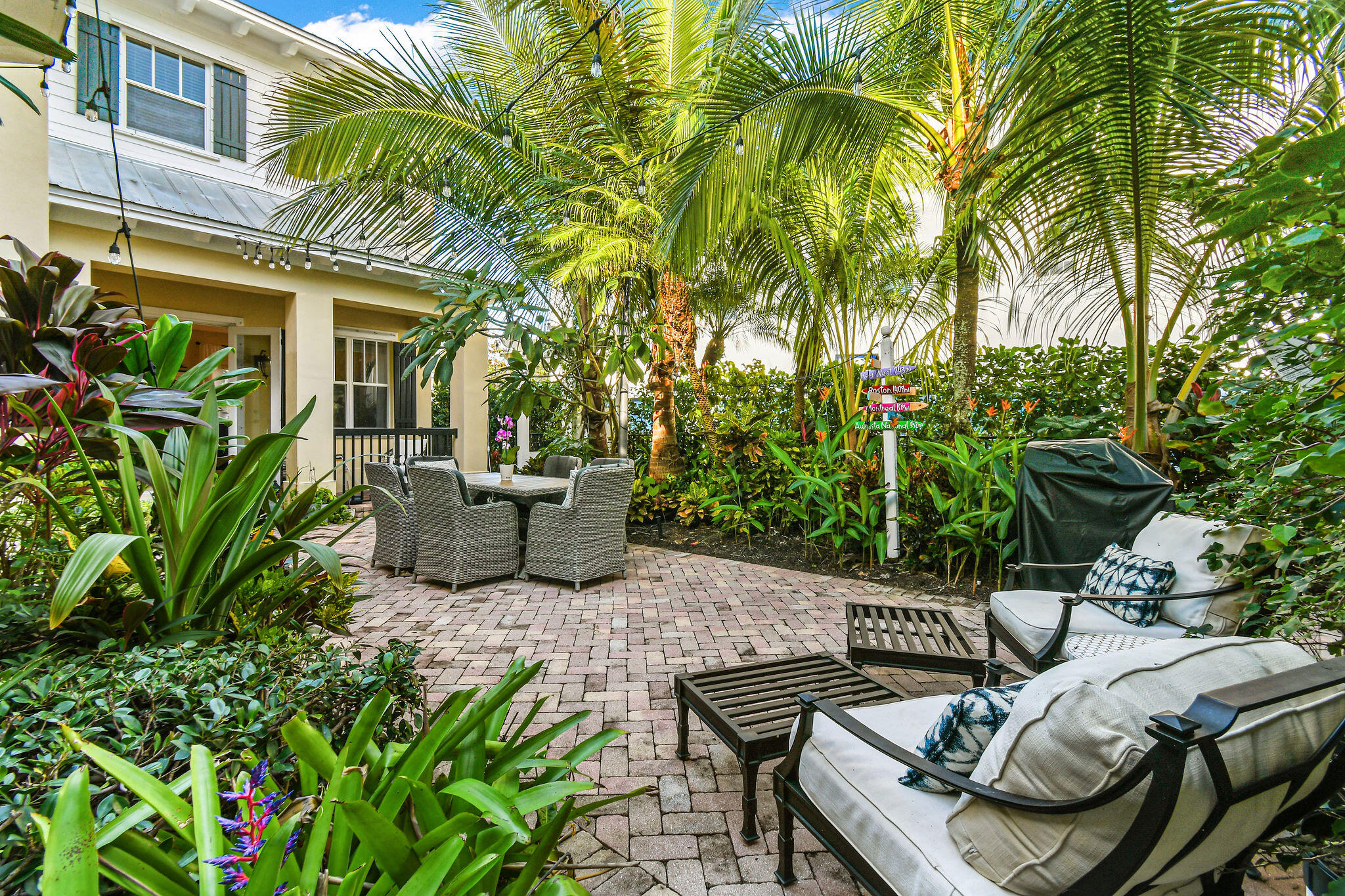 256 W Bay Cedar, Jupiter FL 33458