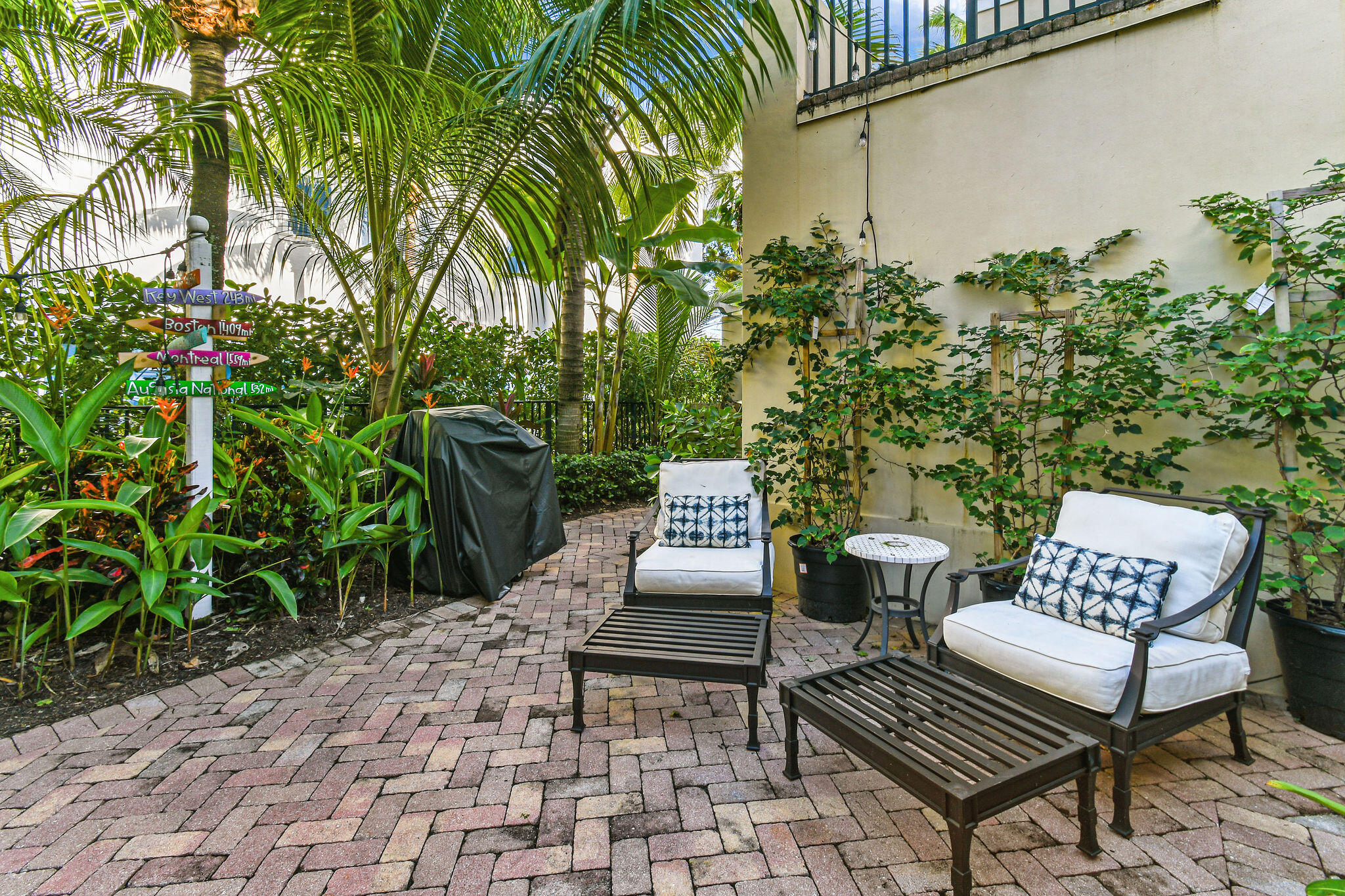 256 W Bay Cedar, Jupiter FL 33458