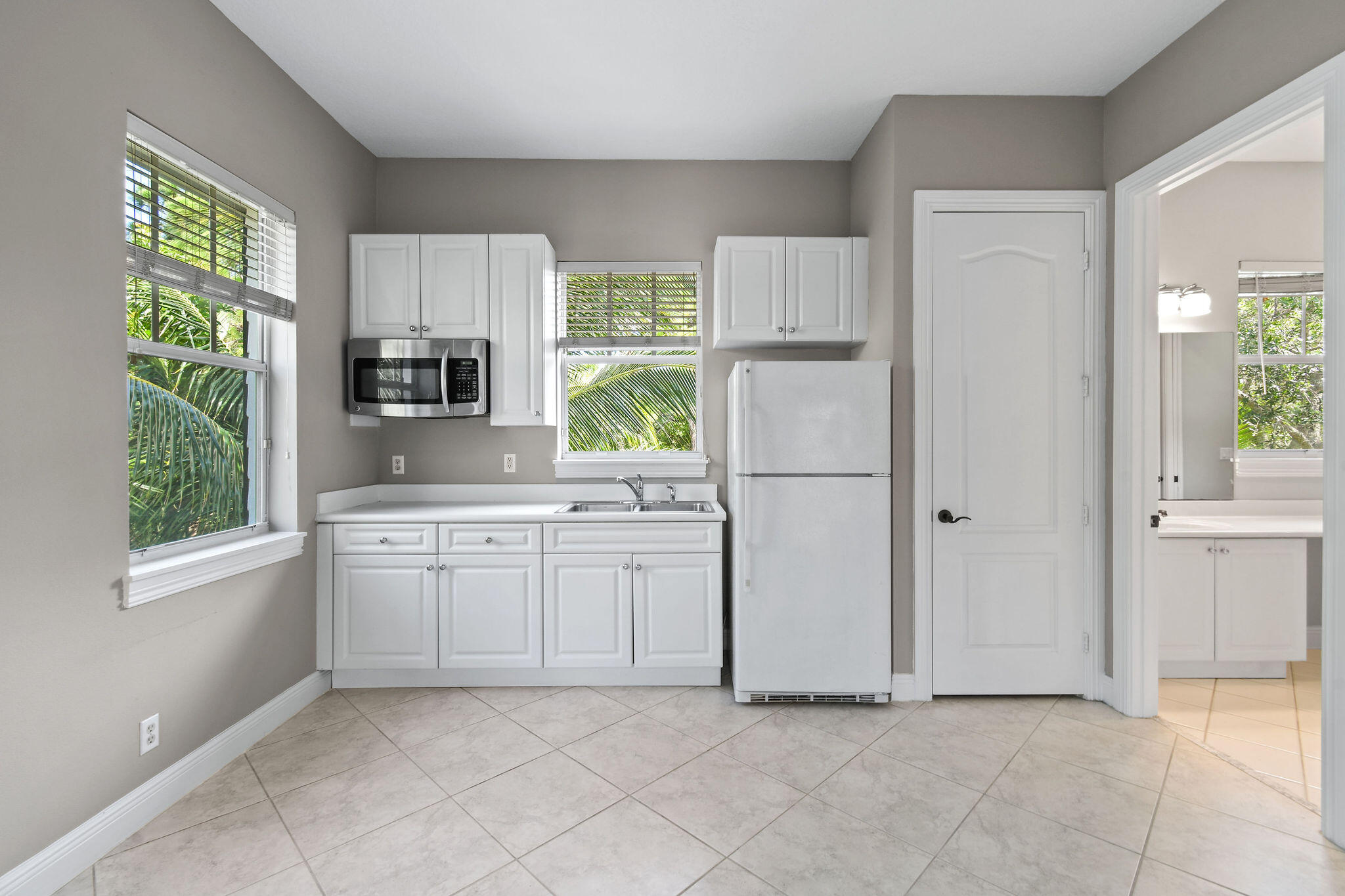 256 W Bay Cedar, Jupiter FL 33458