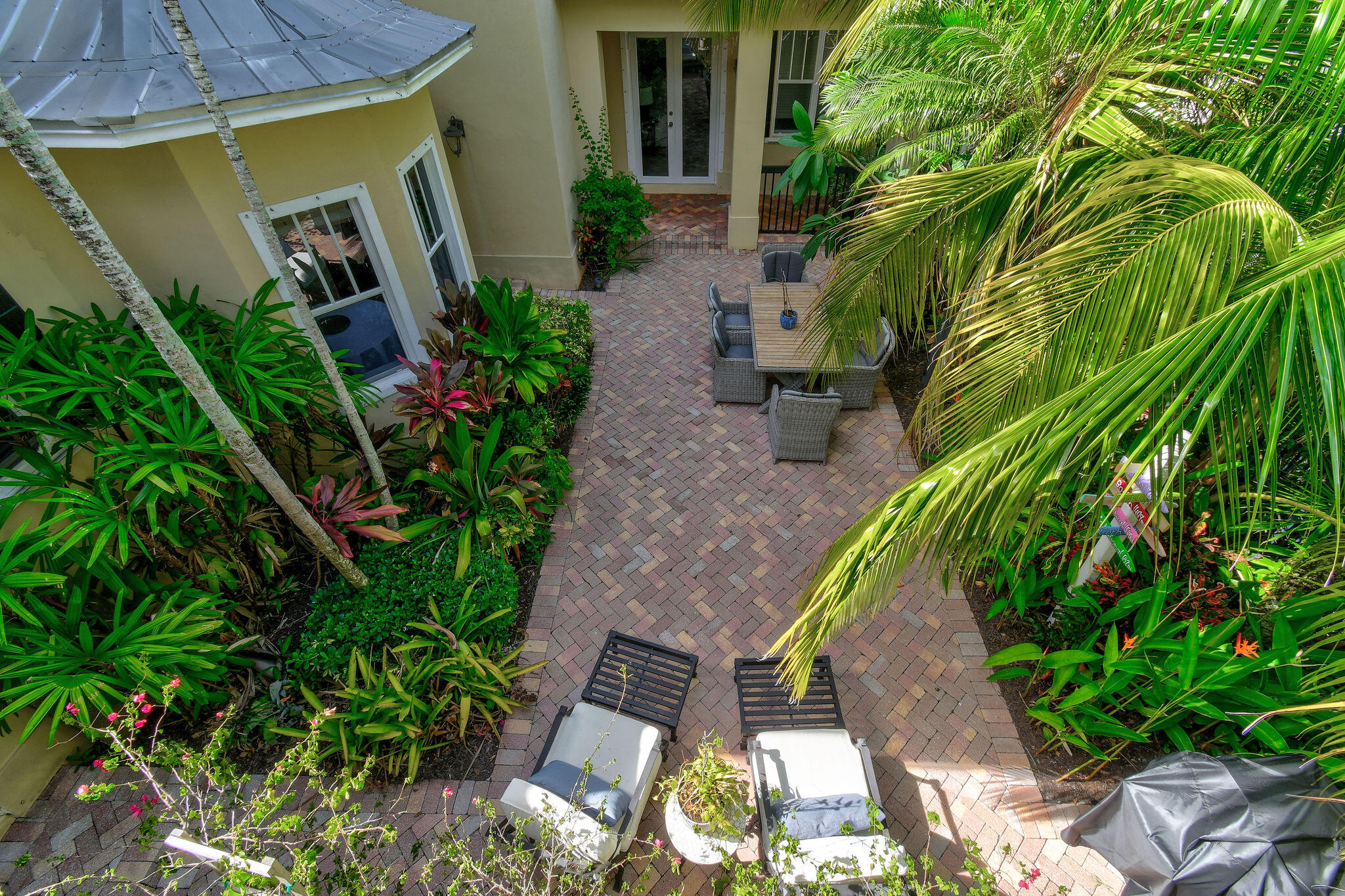 256 W Bay Cedar, Jupiter FL 33458