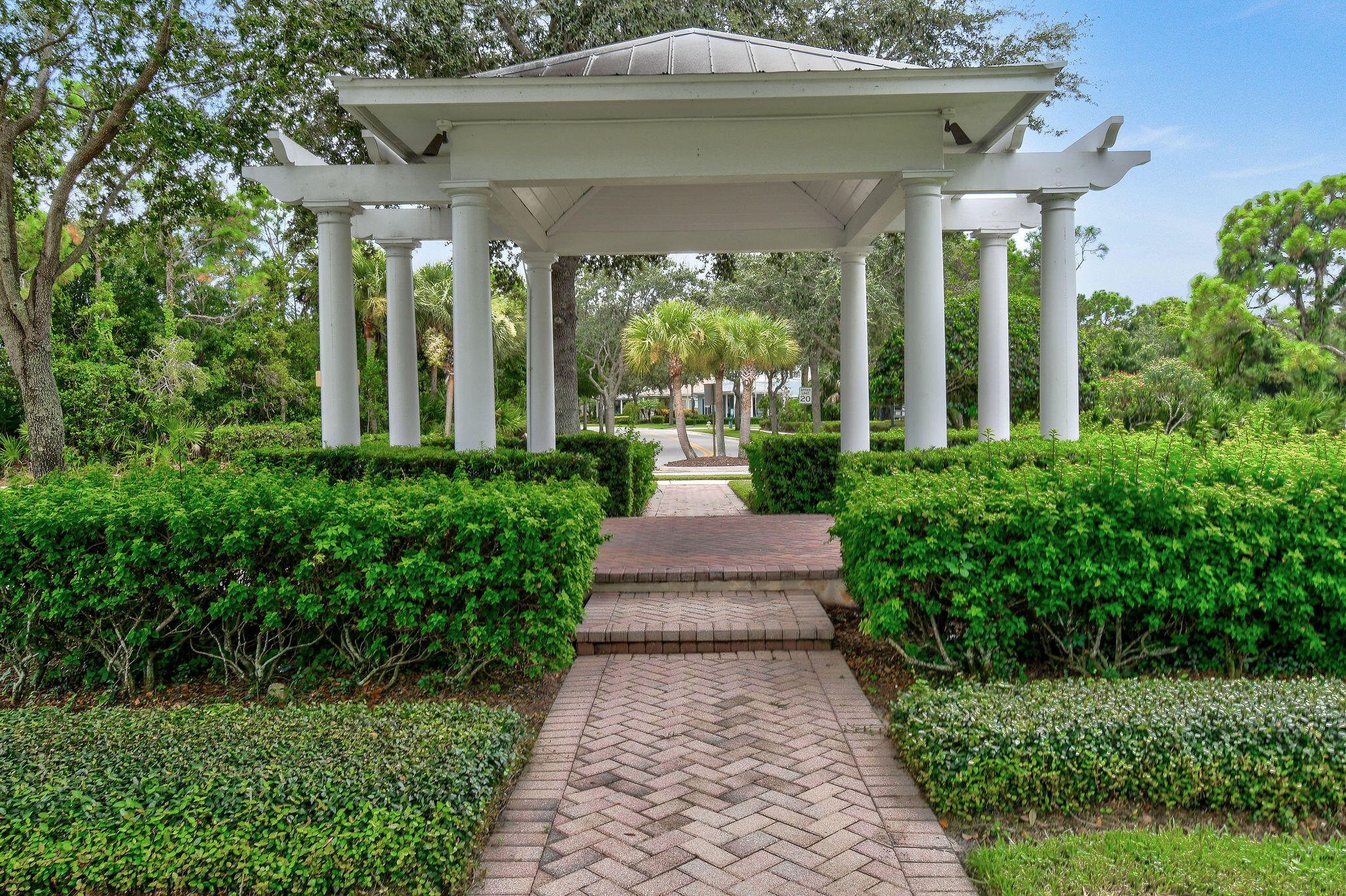 256 W Bay Cedar, Jupiter FL 33458