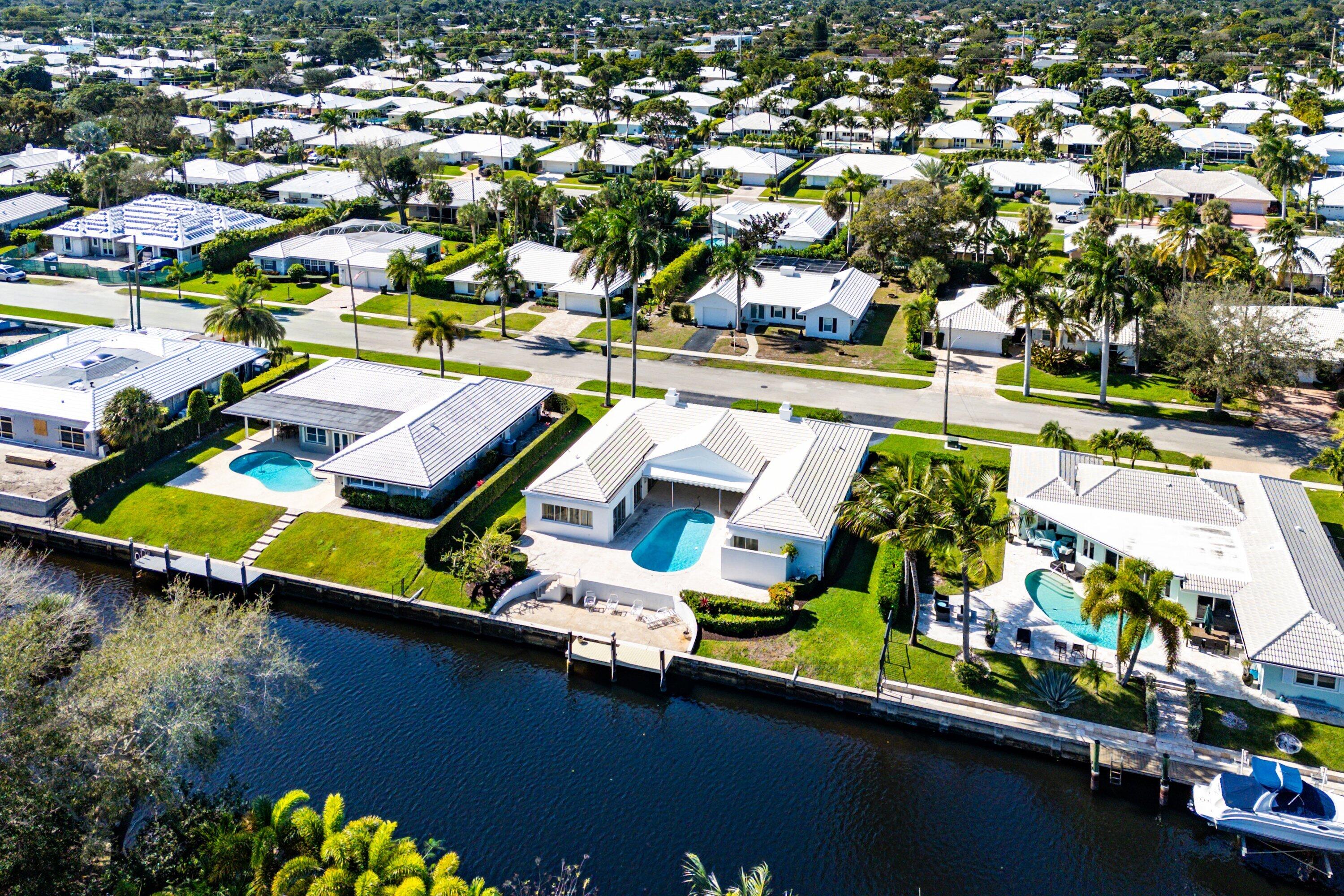 950 SW Mulberry, Boca Raton FL 33486