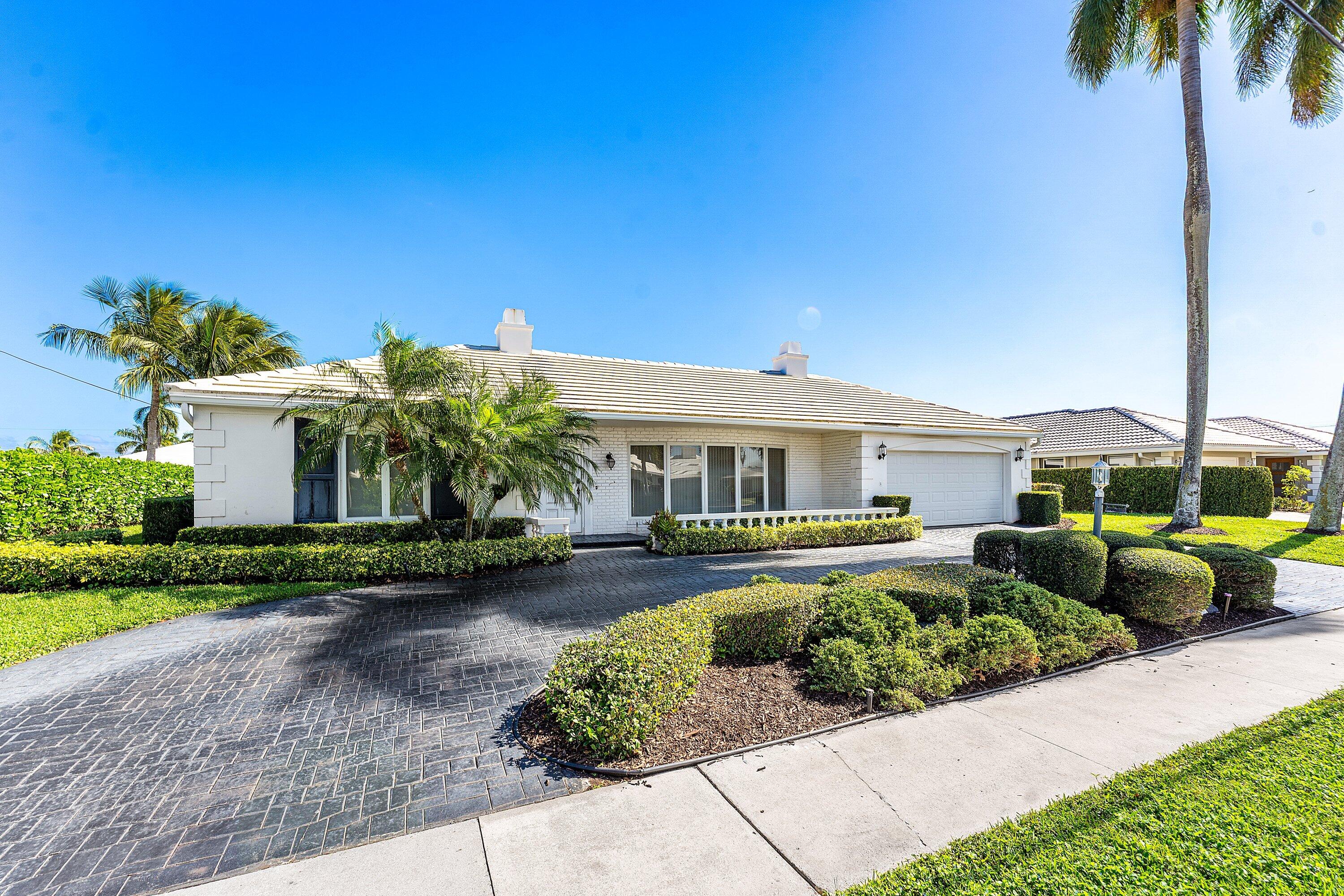 950 SW Mulberry, Boca Raton FL 33486