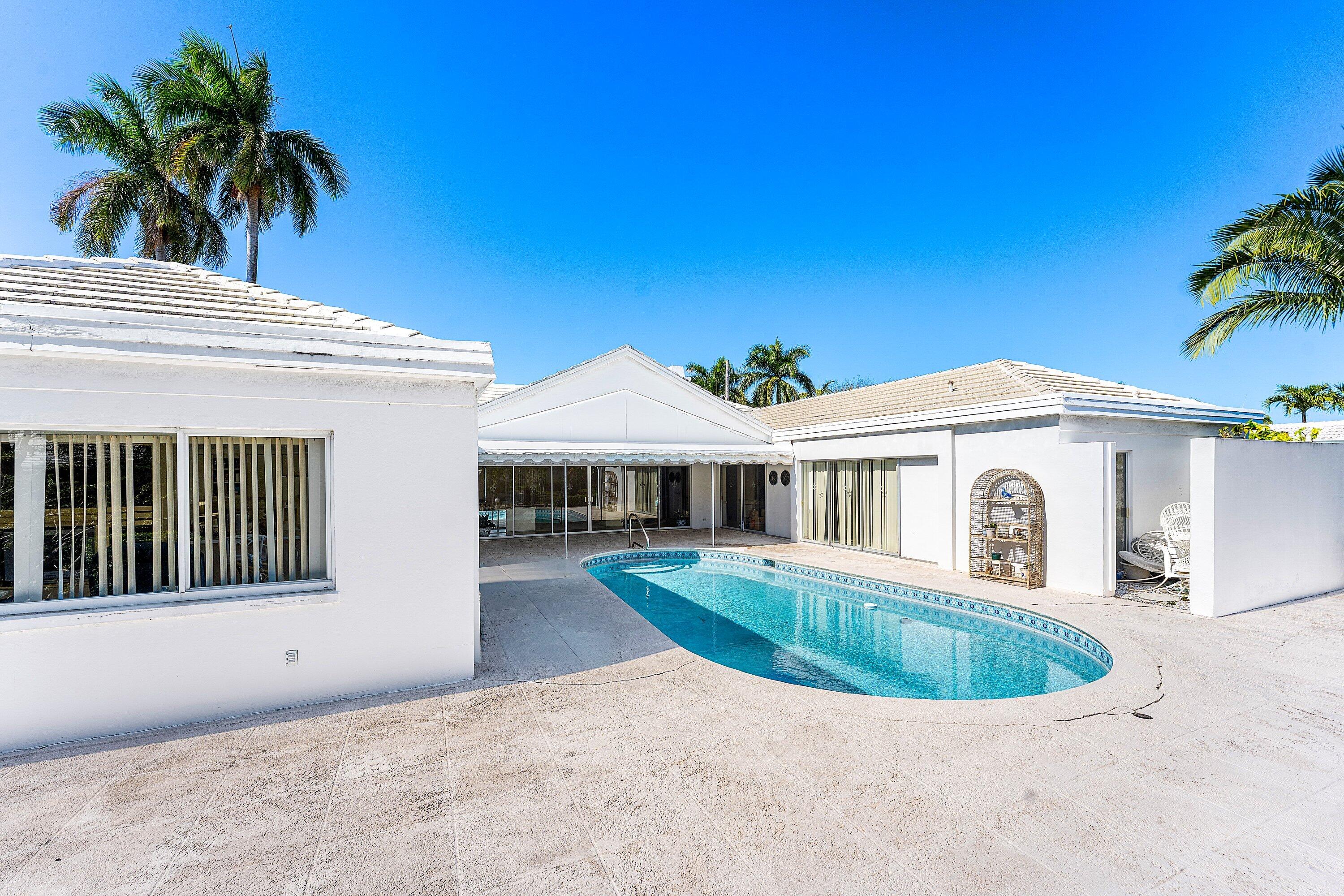 950 SW Mulberry, Boca Raton FL 33486