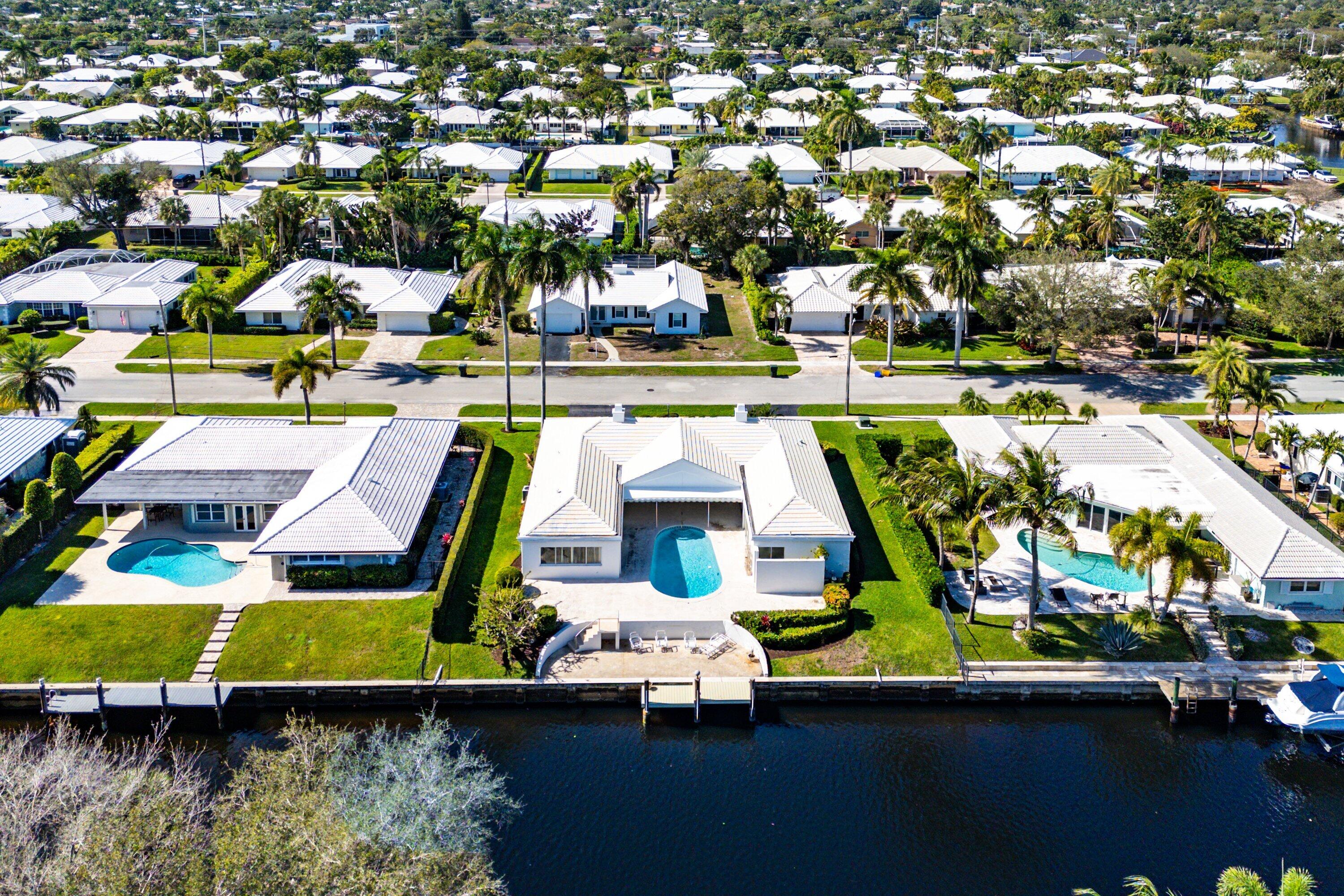 950 SW Mulberry, Boca Raton FL 33486