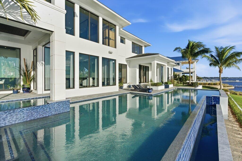 1271 NE Langford, Jensen Beach FL 34957