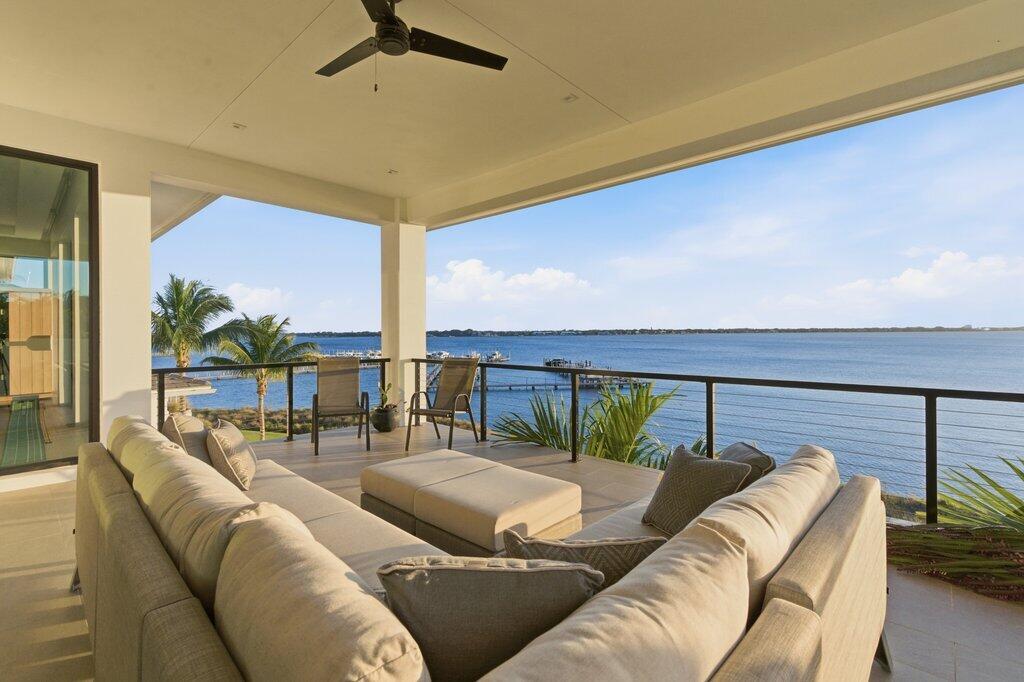 1271 NE Langford, Jensen Beach FL 34957