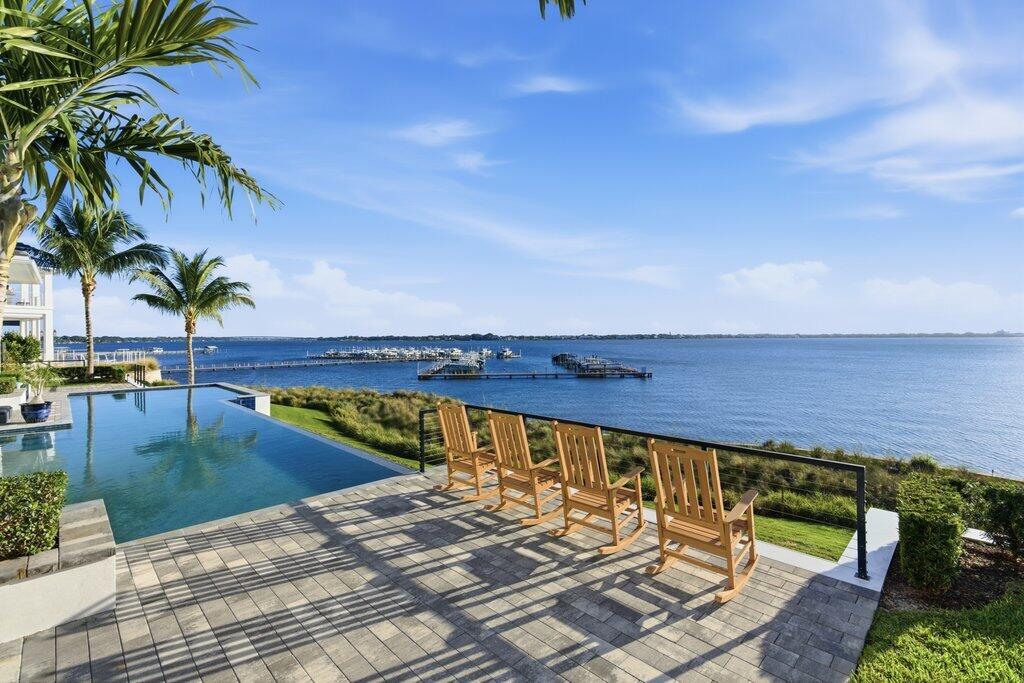1271 NE Langford, Jensen Beach FL 34957