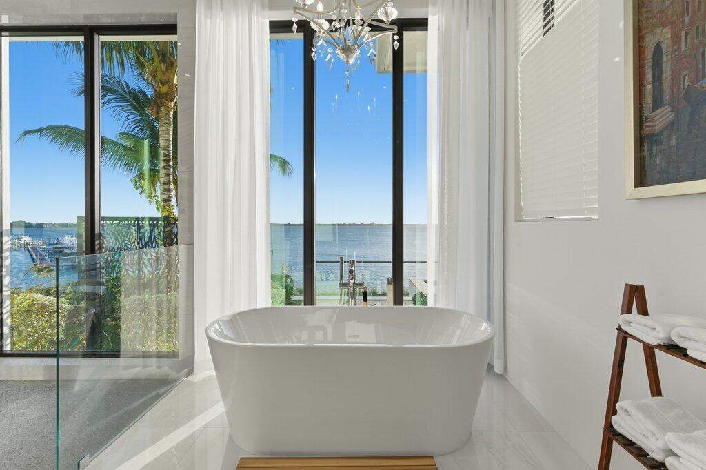1271 NE Langford, Jensen Beach FL 34957