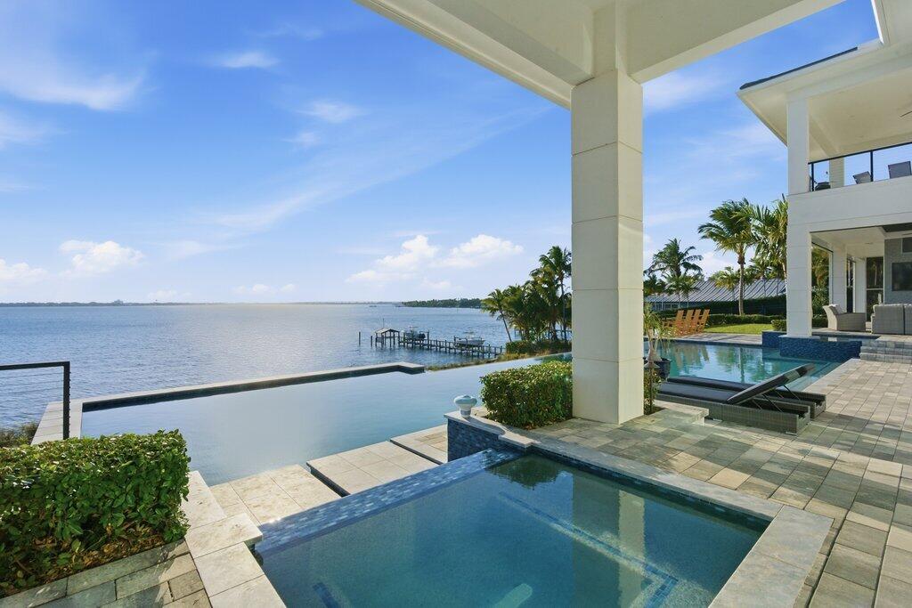 1271 NE Langford, Jensen Beach FL 34957