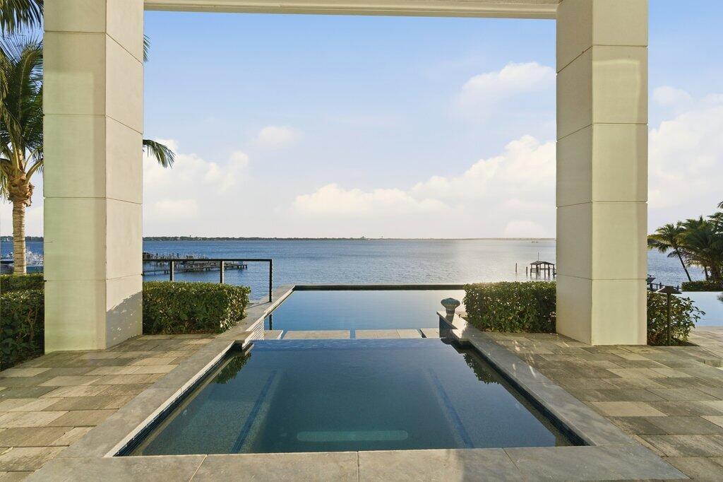 1271 NE Langford, Jensen Beach FL 34957