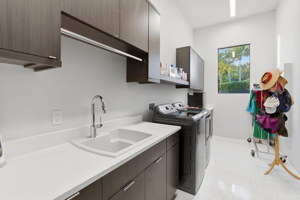 1271 NE Langford, Jensen Beach FL 34957