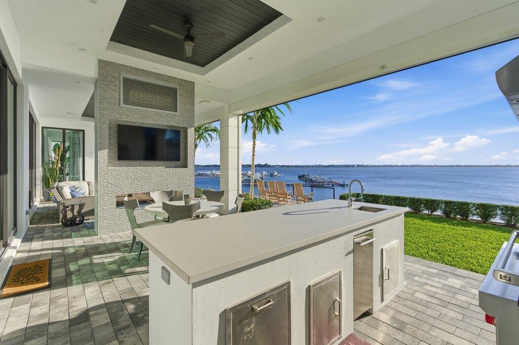 1271 NE Langford, Jensen Beach FL 34957