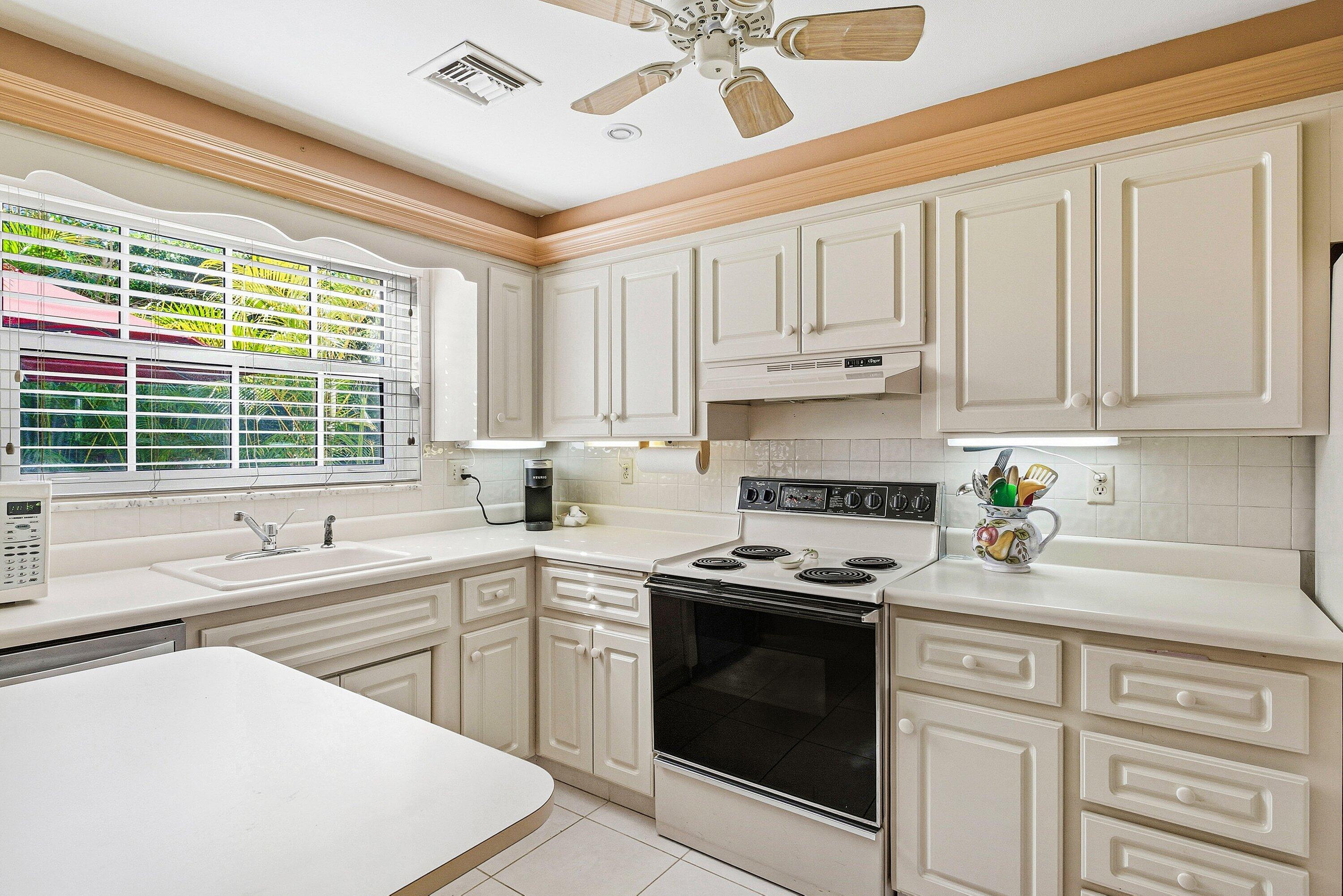 6590 N Ocean #5, Ocean Ridge FL 33435