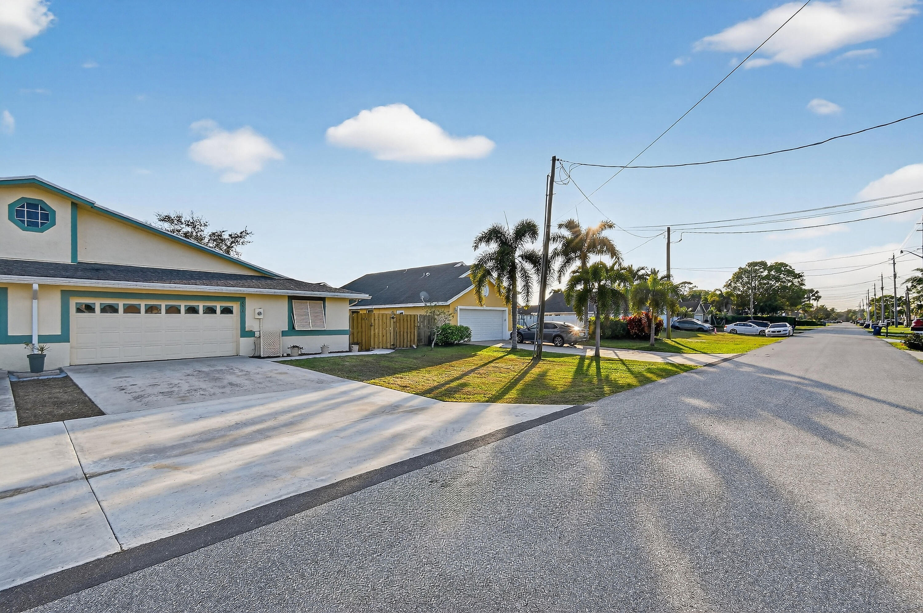 6016 Pompano, Jupiter FL 33458