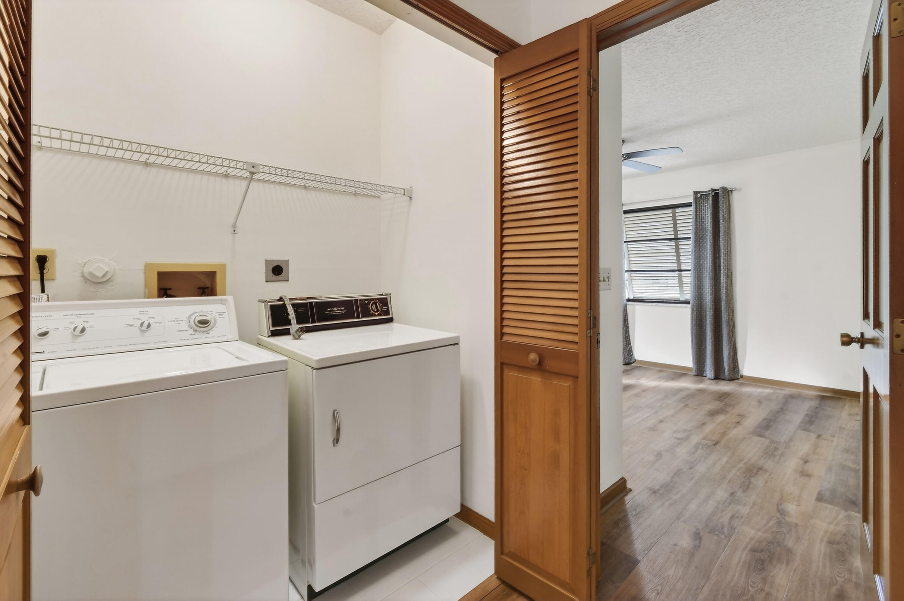 6016 Pompano, Jupiter FL 33458