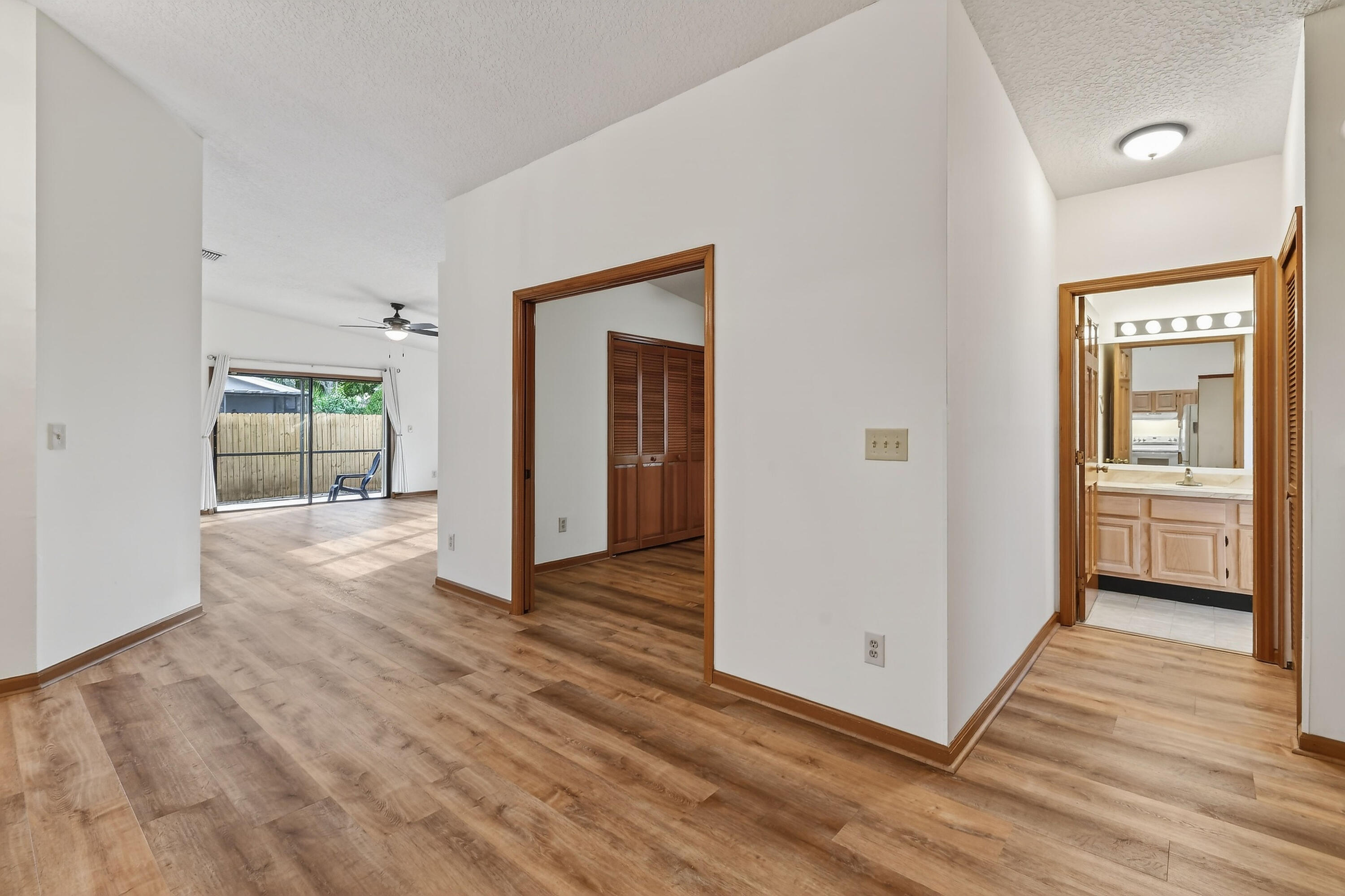 6016 Pompano, Jupiter FL 33458
