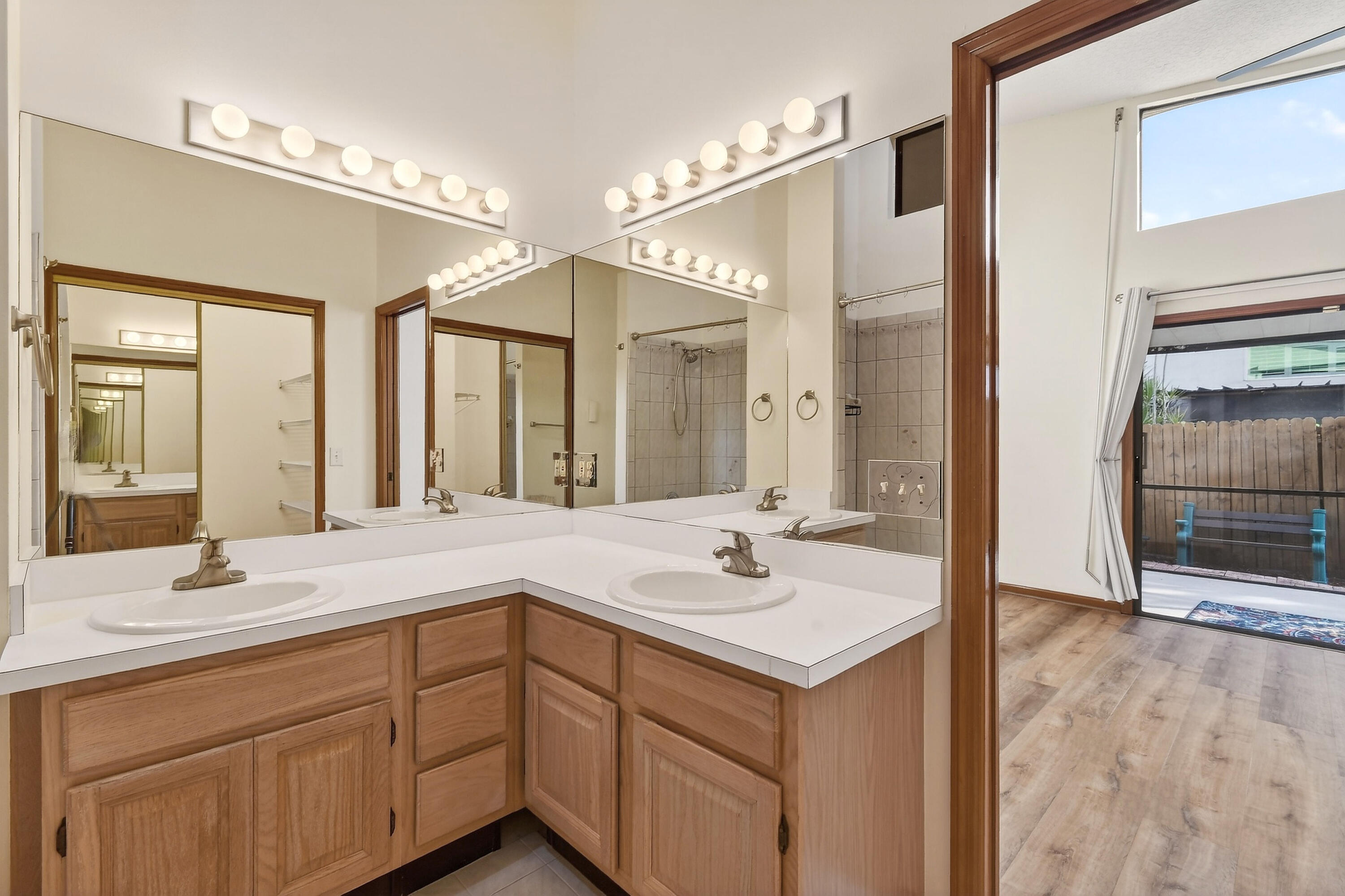 6016 Pompano, Jupiter FL 33458