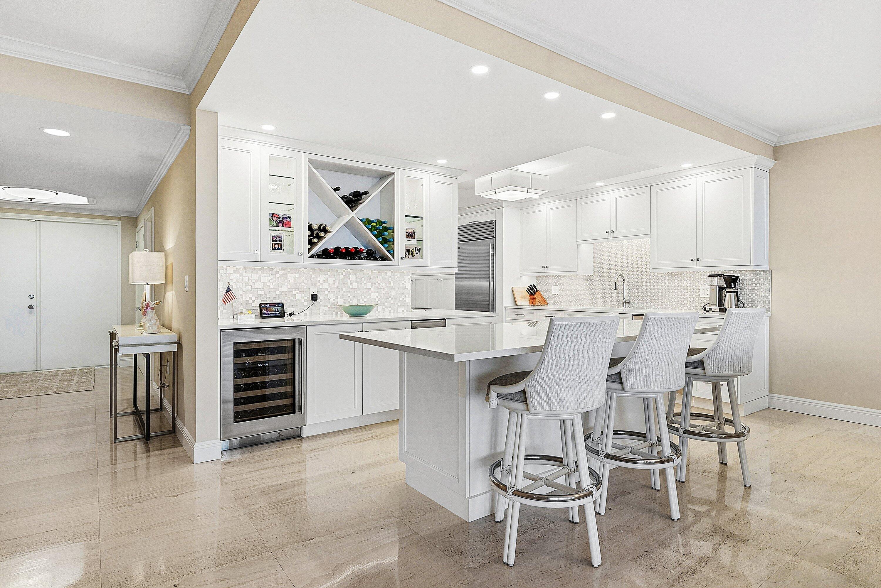 2001 SE Sailfish Point #313, Stuart FL 34996