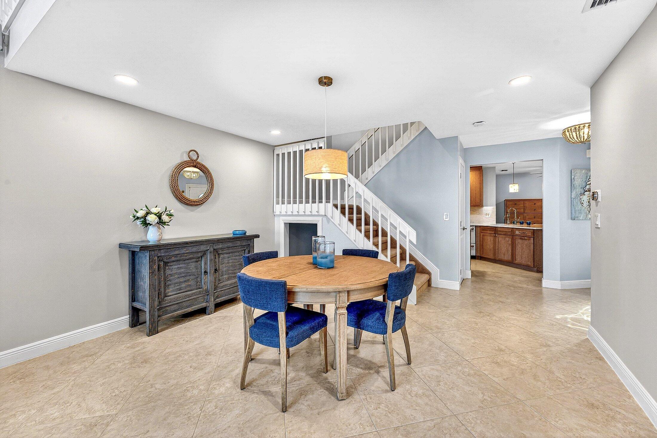 812 Ocean Dunes, Jupiter FL 33477