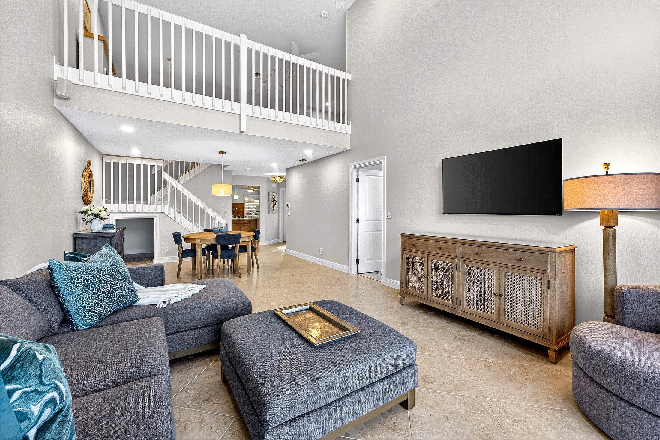 812 Ocean Dunes, Jupiter FL 33477