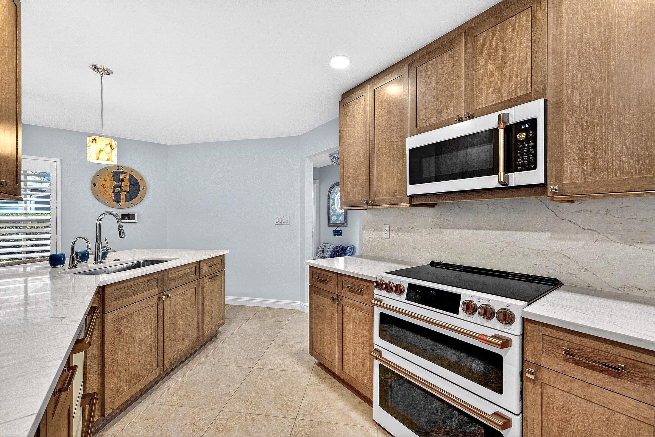 812 Ocean Dunes, Jupiter FL 33477