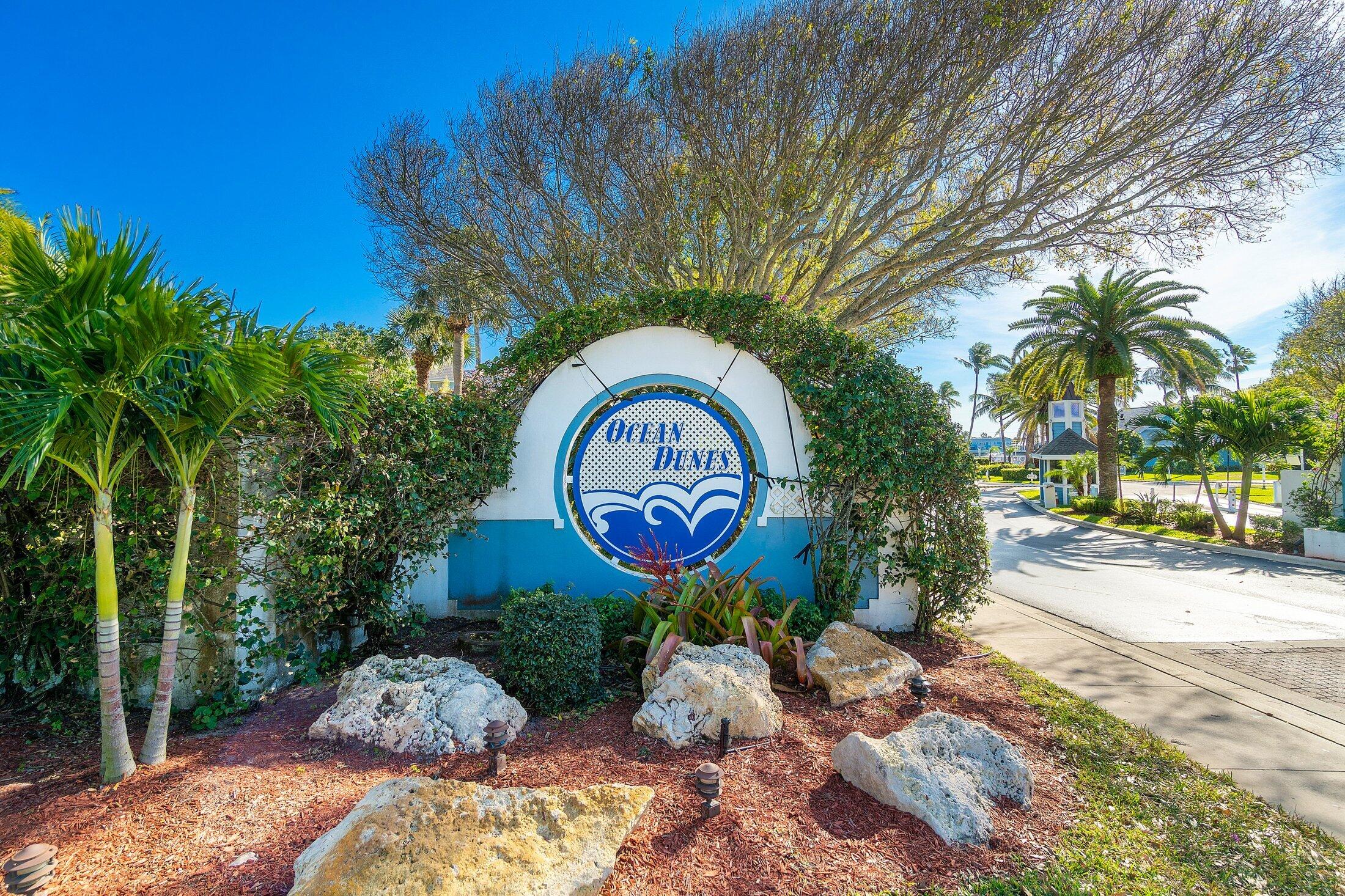 812 Ocean Dunes, Jupiter FL 33477