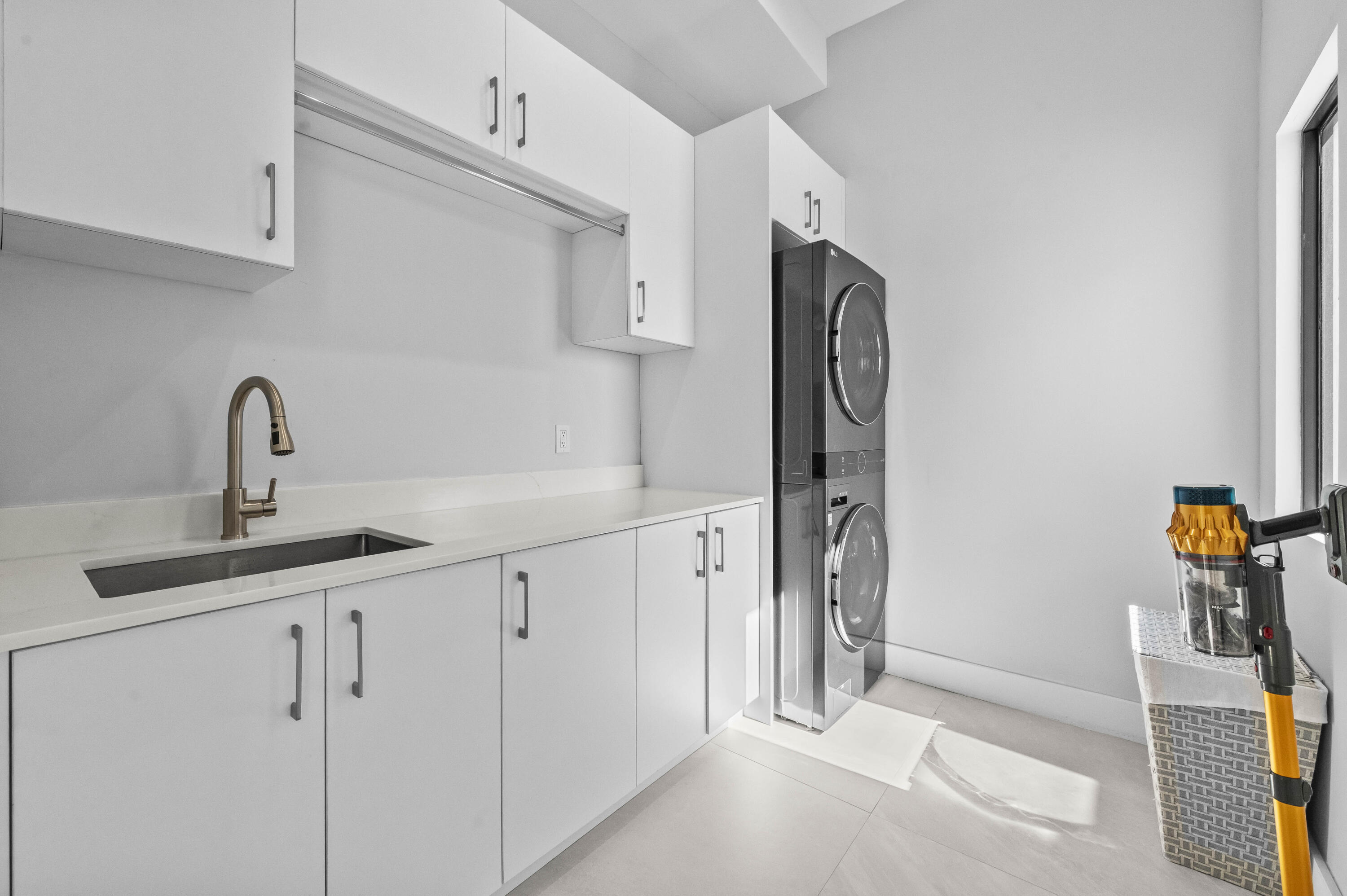 1201 Mandarin, Fort Lauderdale FL 33315