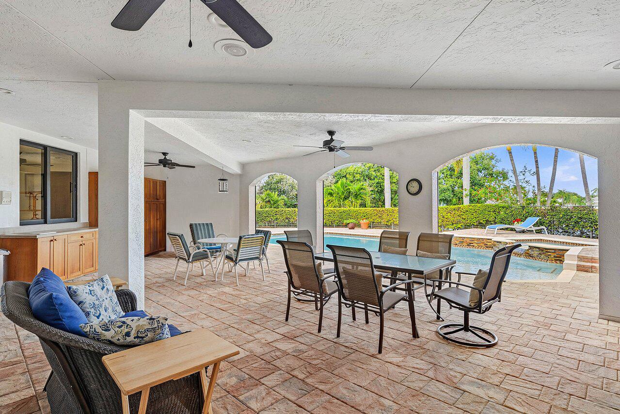 17595 Bocaire, Boca Raton FL 33487