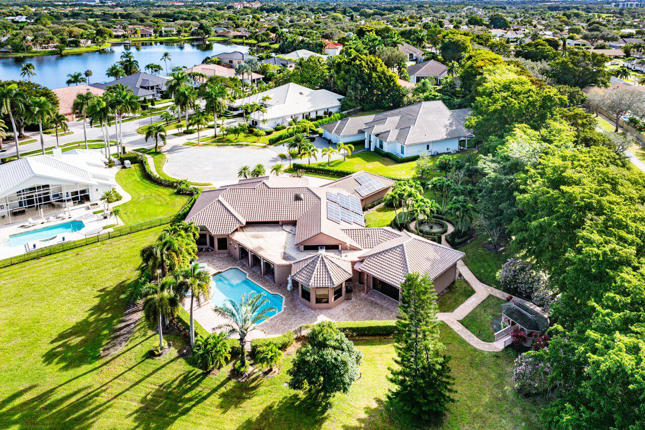 17595 Bocaire, Boca Raton FL 33487