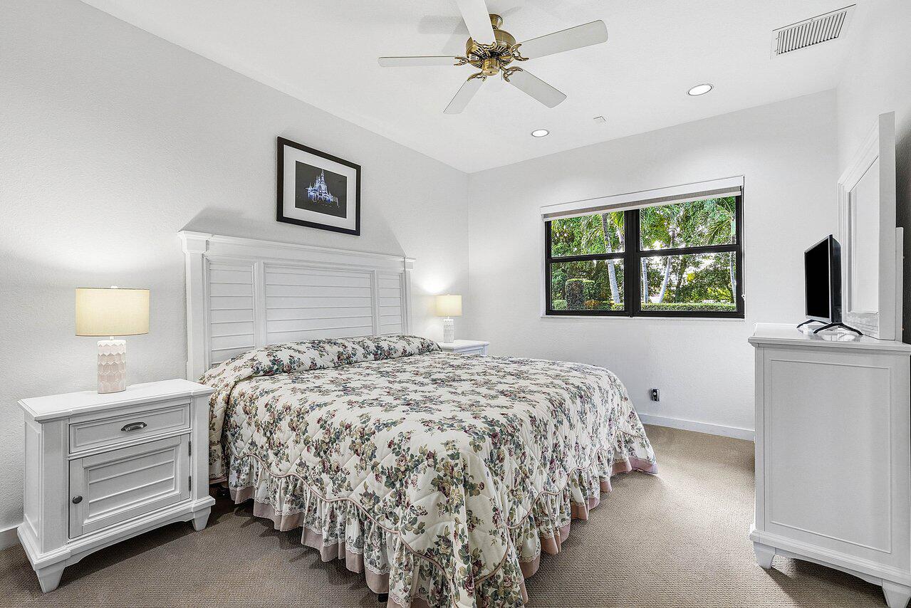 17595 Bocaire, Boca Raton FL 33487