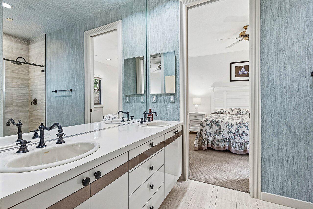 17595 Bocaire, Boca Raton FL 33487