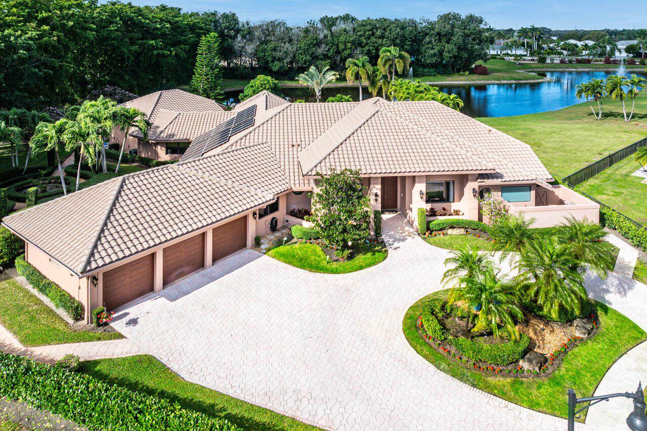 17595 Bocaire, Boca Raton FL 33487