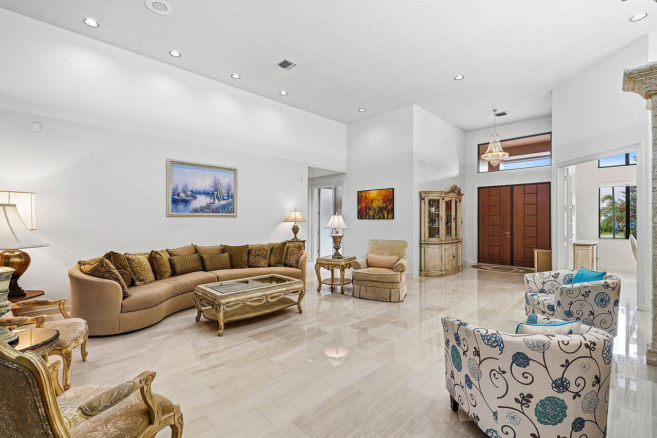 17595 Bocaire, Boca Raton FL 33487