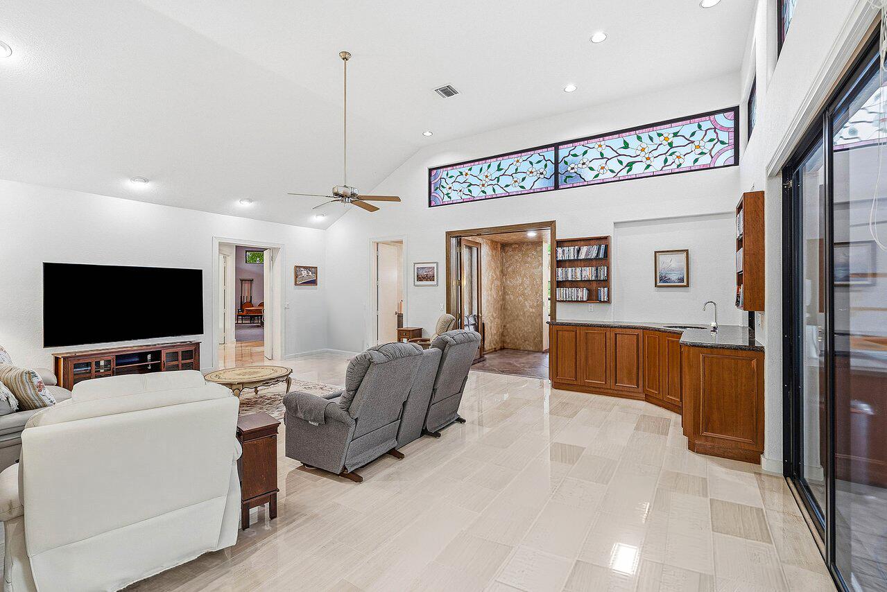 17595 Bocaire, Boca Raton FL 33487