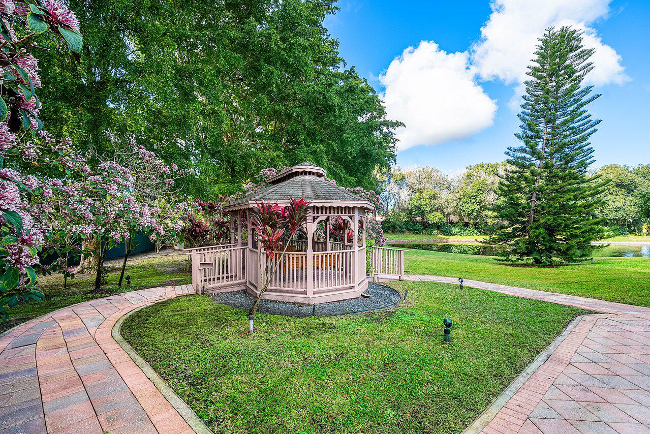 17595 Bocaire, Boca Raton FL 33487