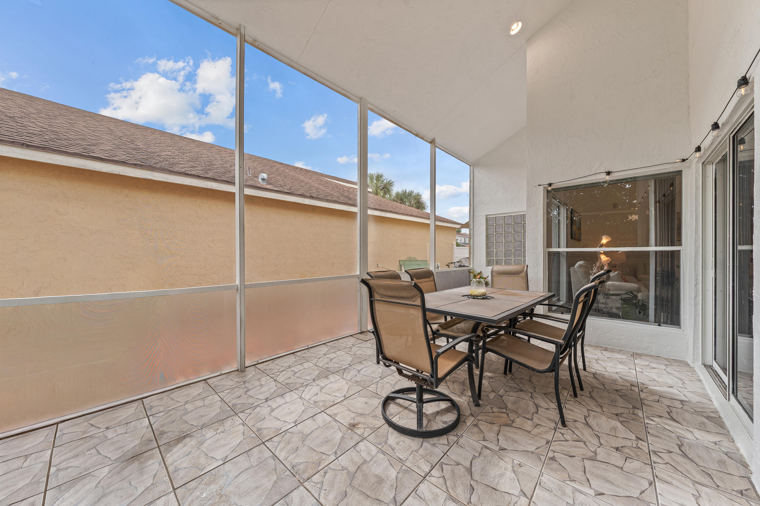 18956 La Costa, Boca Raton FL 33496