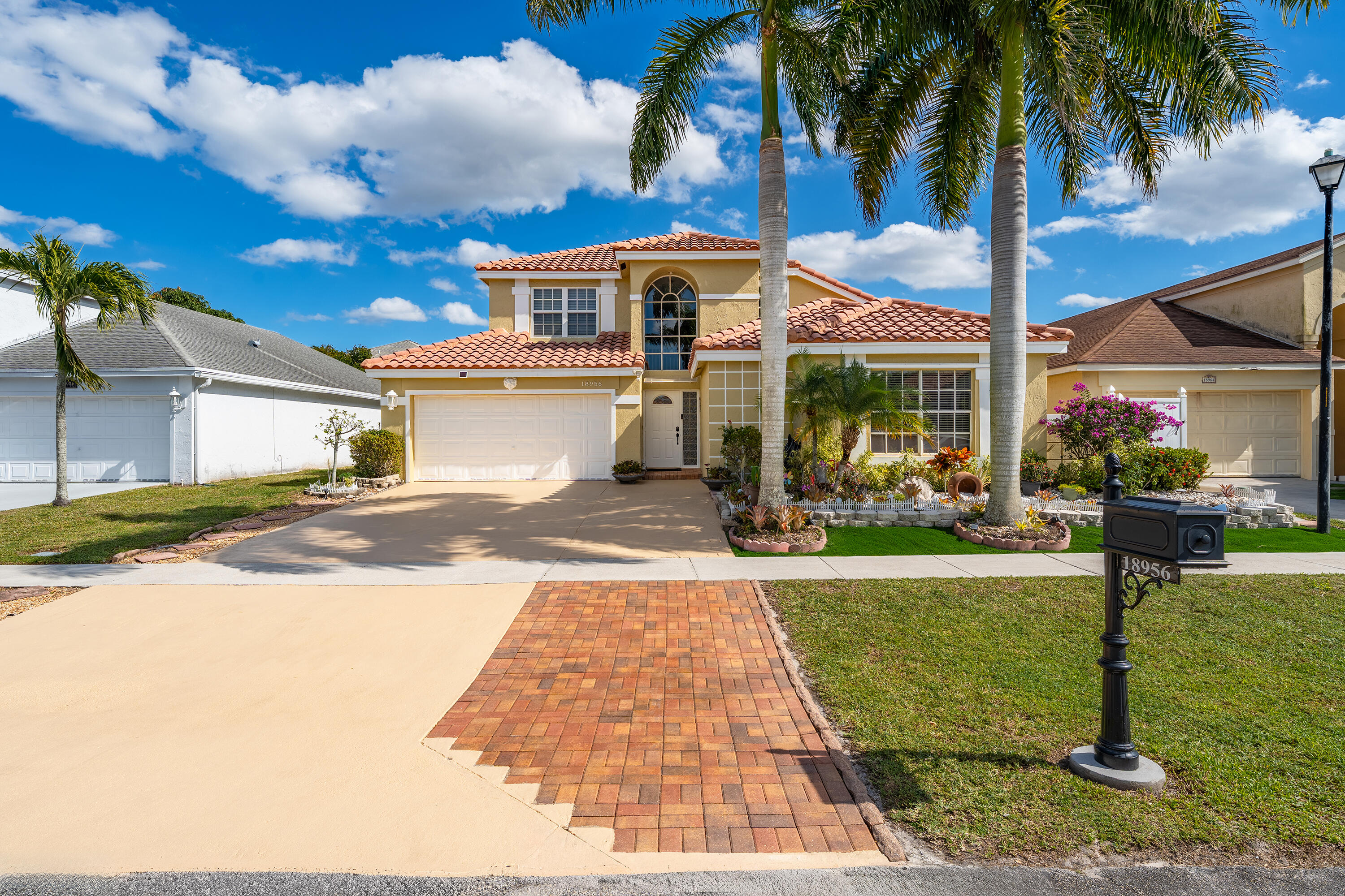 18956 La Costa, Boca Raton FL 33496