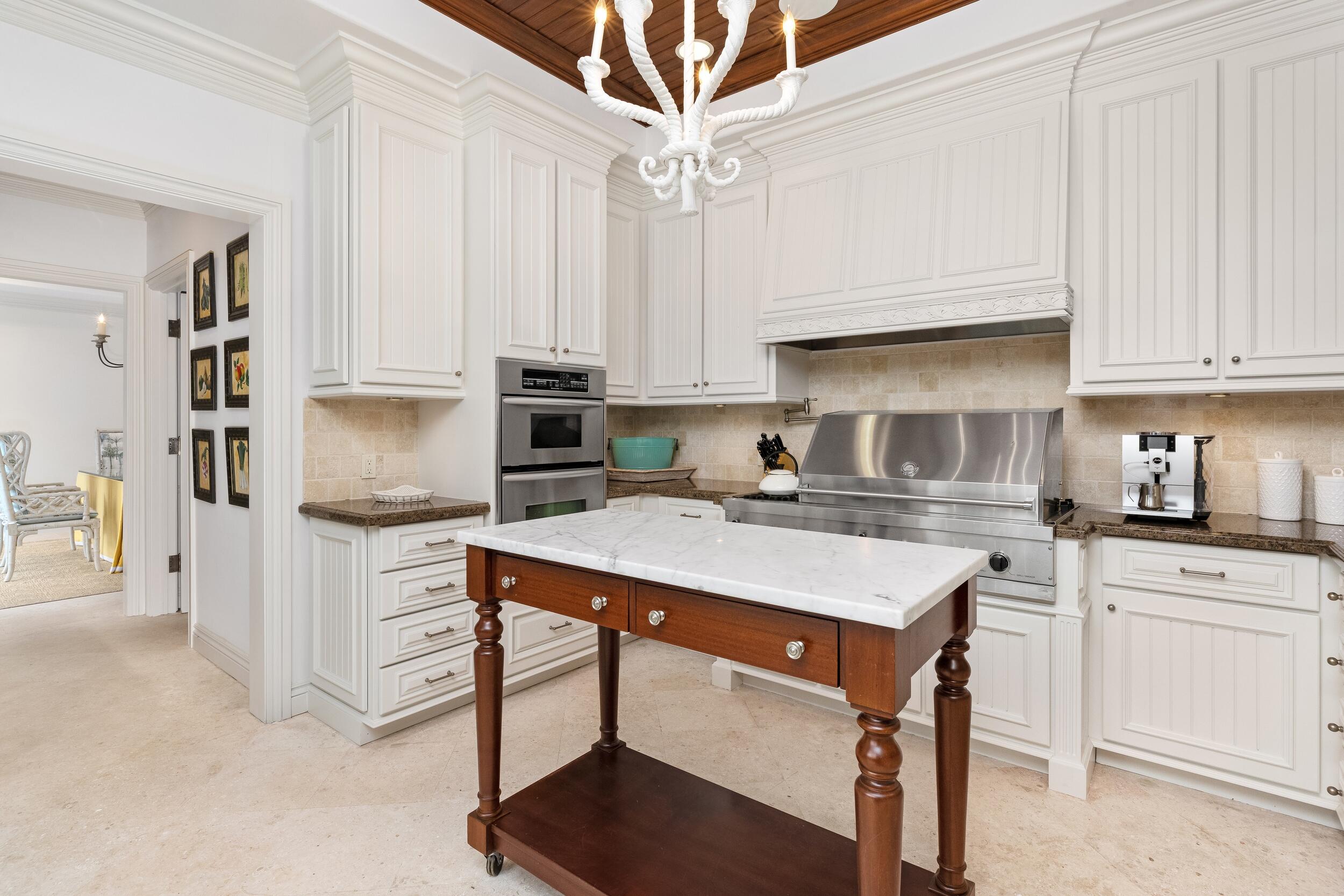9 Via Vizcaya, Palm Beach FL 33480