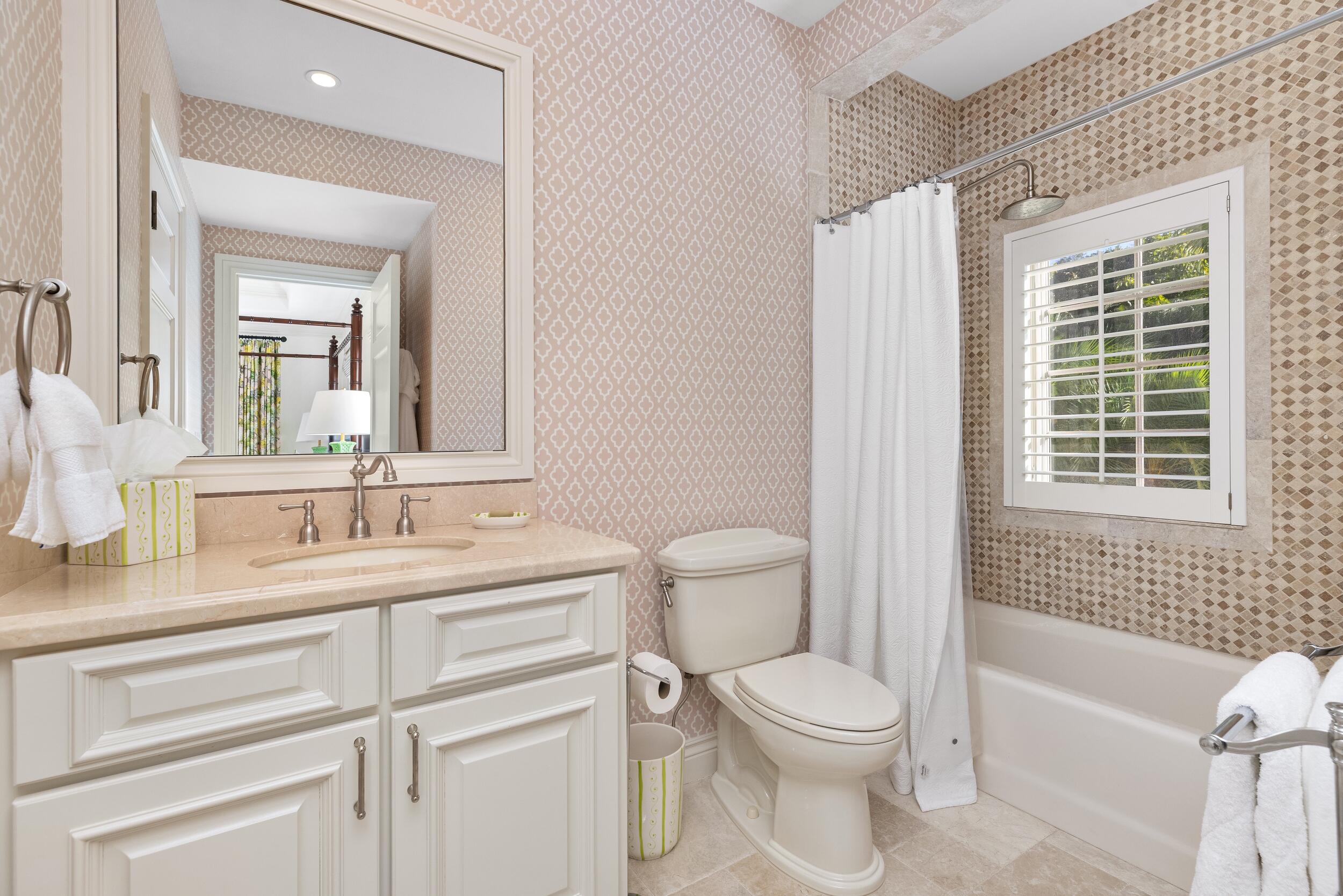 9 Via Vizcaya, Palm Beach FL 33480