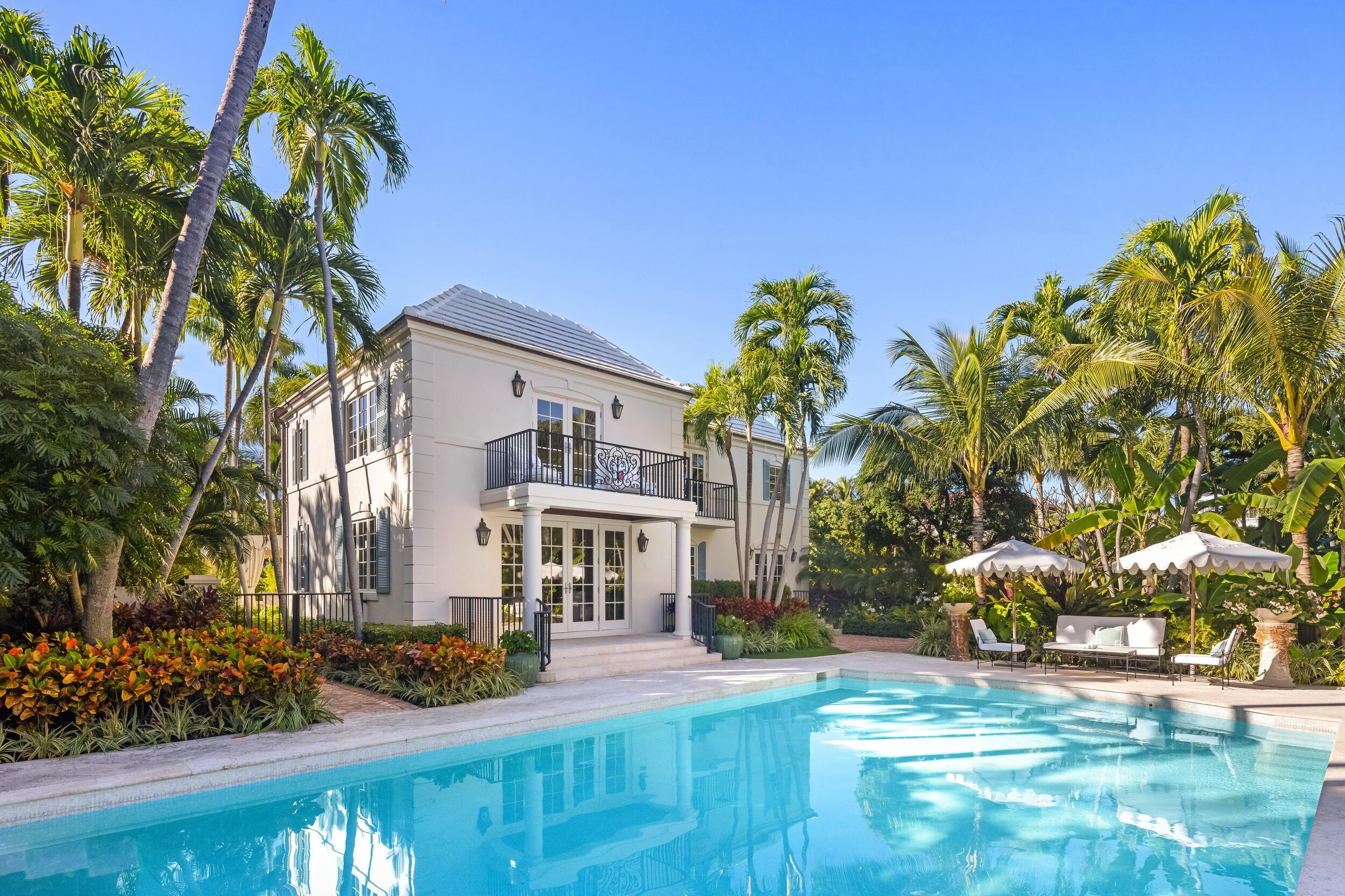 9 Via Vizcaya, Palm Beach FL 33480