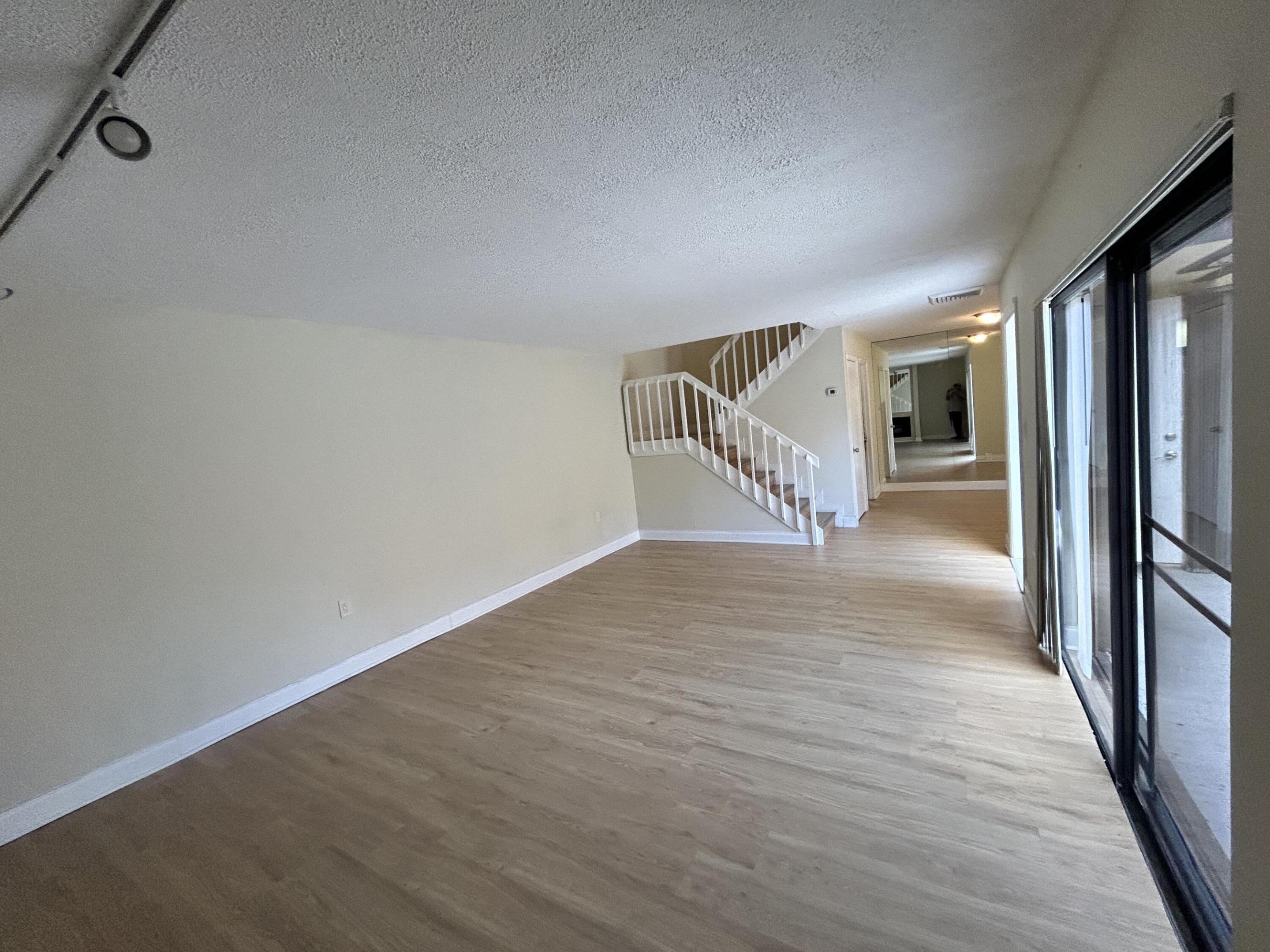 705 7th, Palm Beach Gardens FL 33410