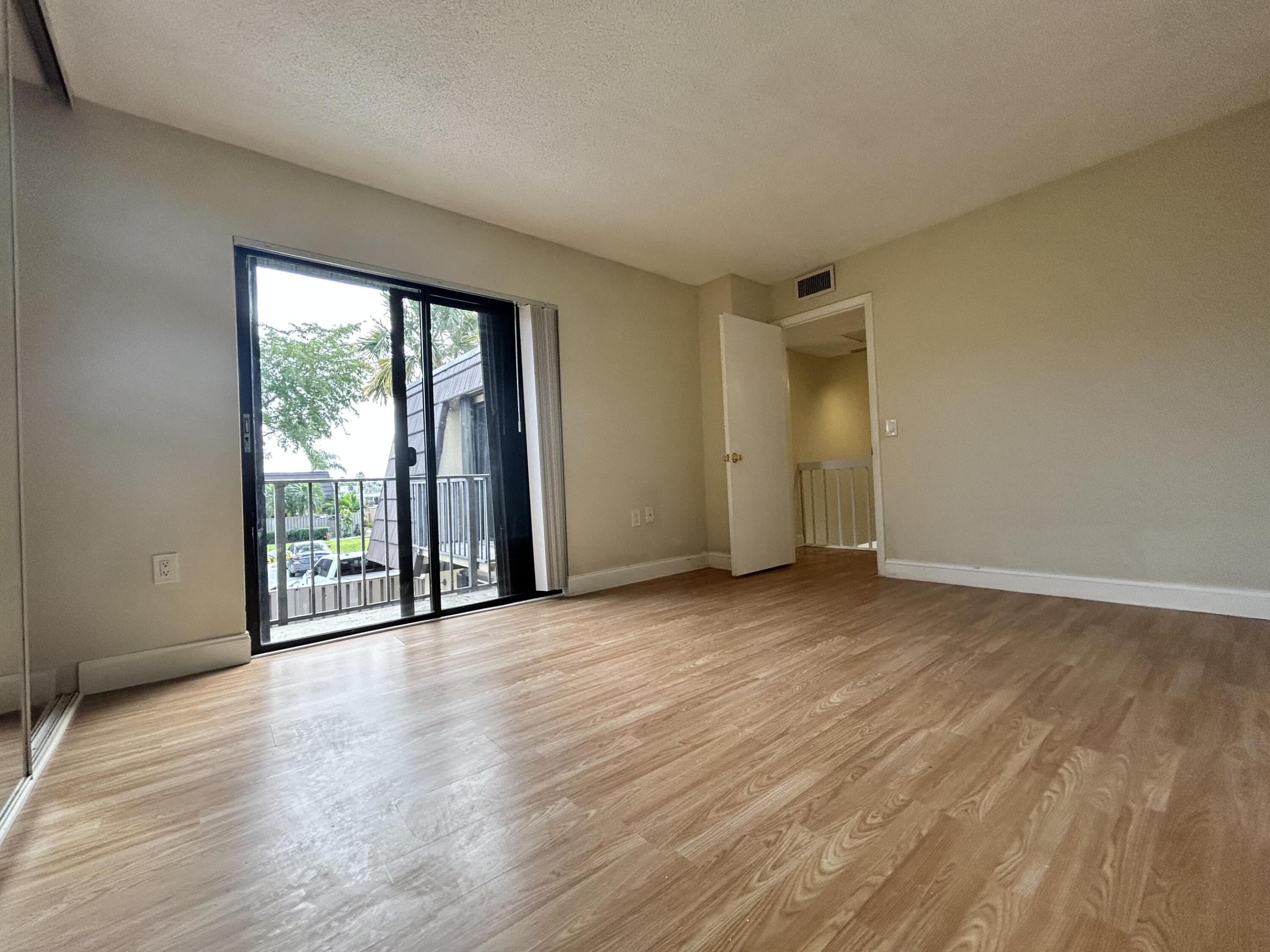 705 7th, Palm Beach Gardens FL 33410