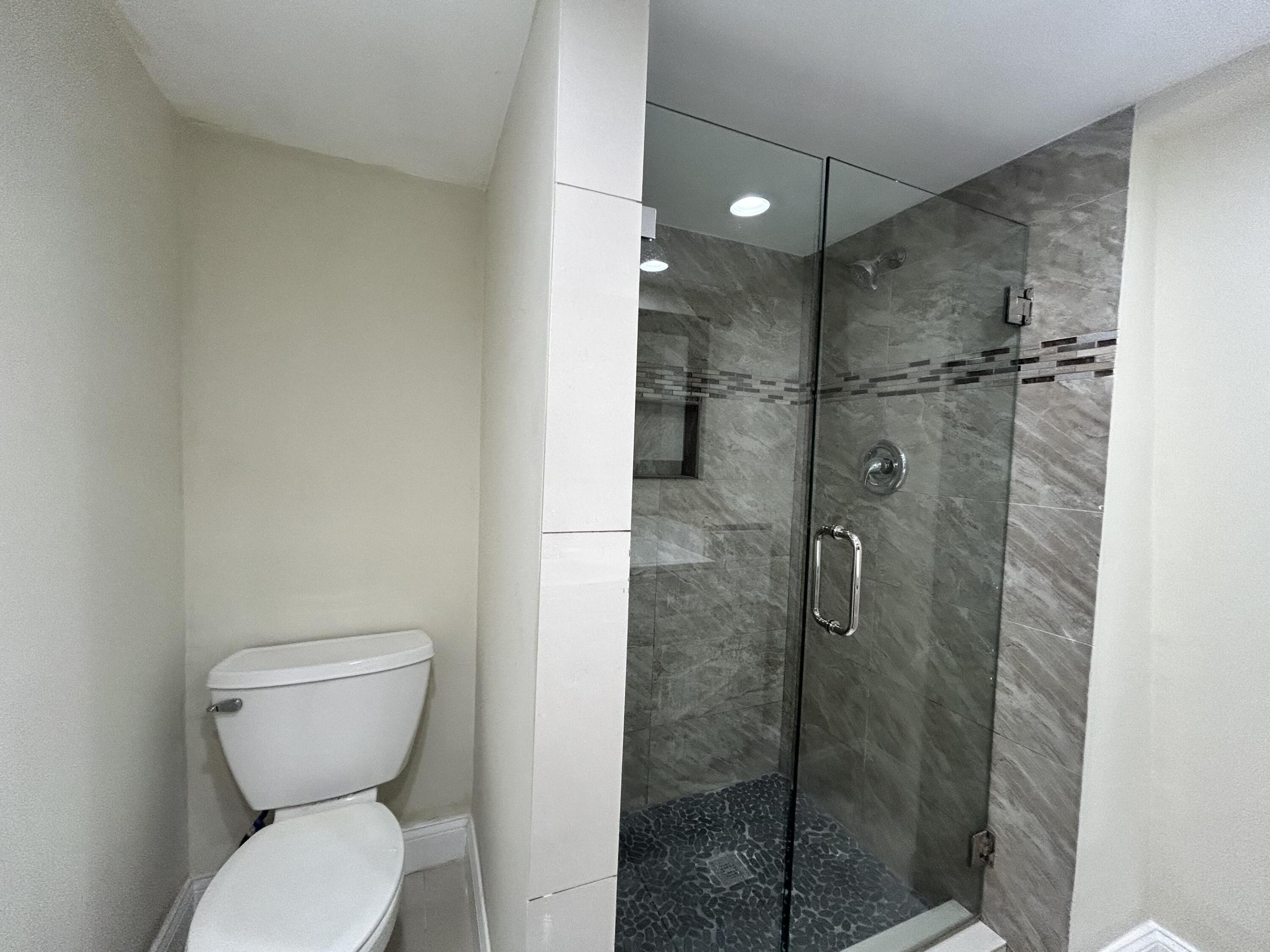 705 7th, Palm Beach Gardens FL 33410