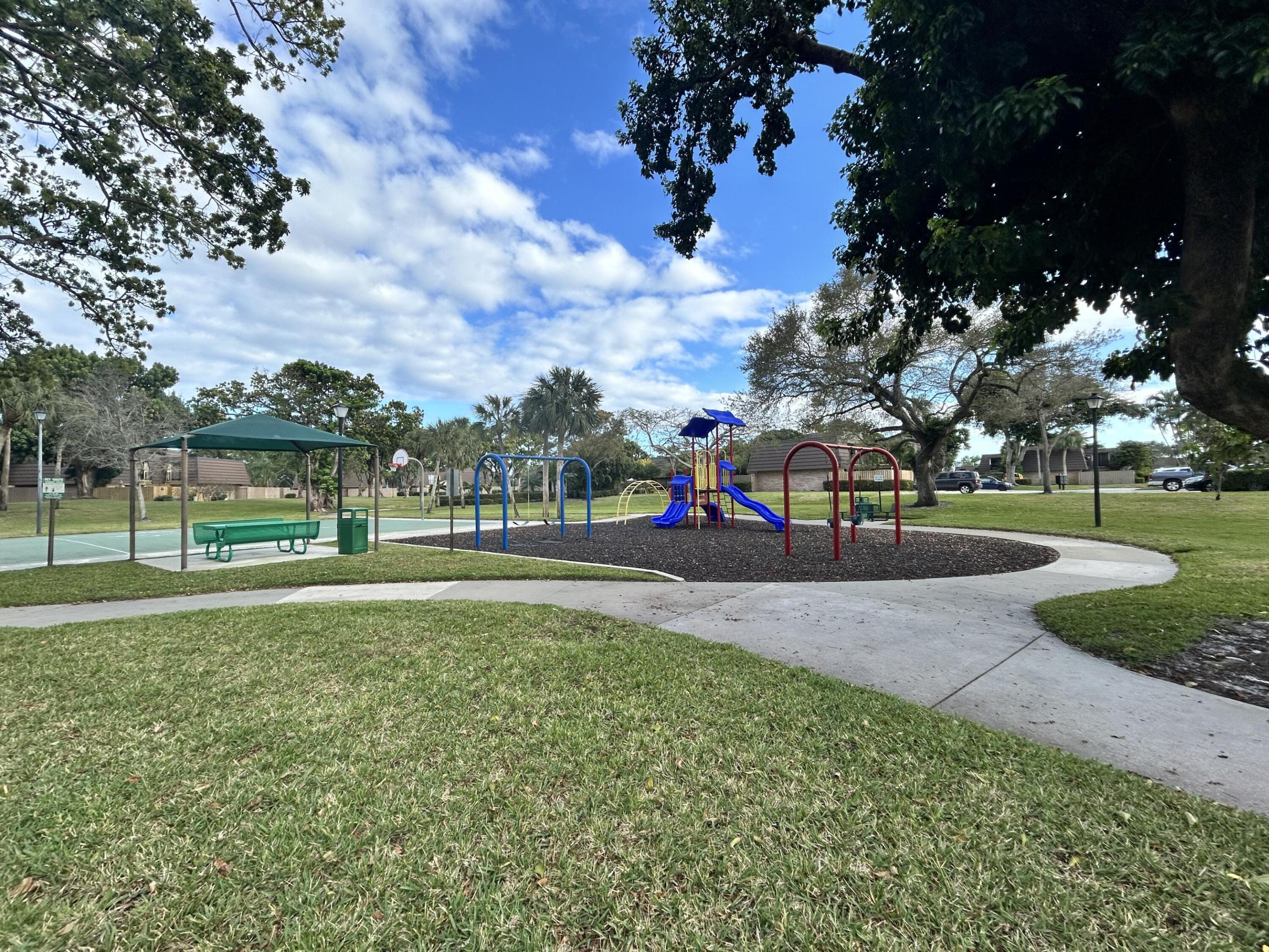 705 7th, Palm Beach Gardens FL 33410