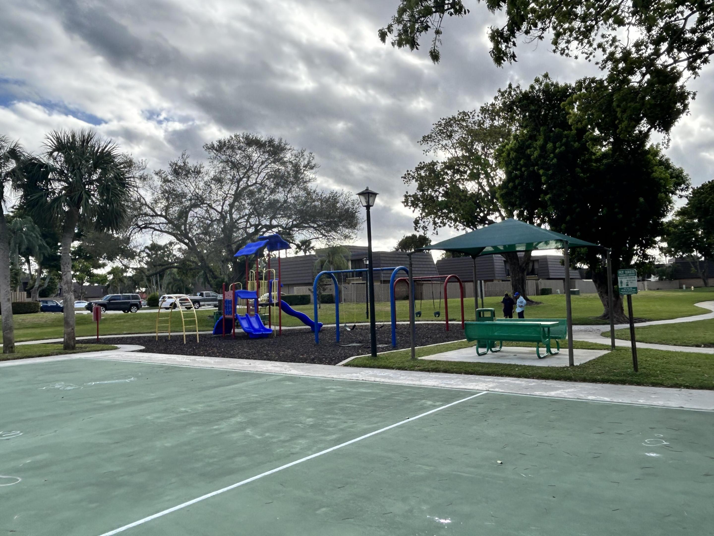 705 7th, Palm Beach Gardens FL 33410