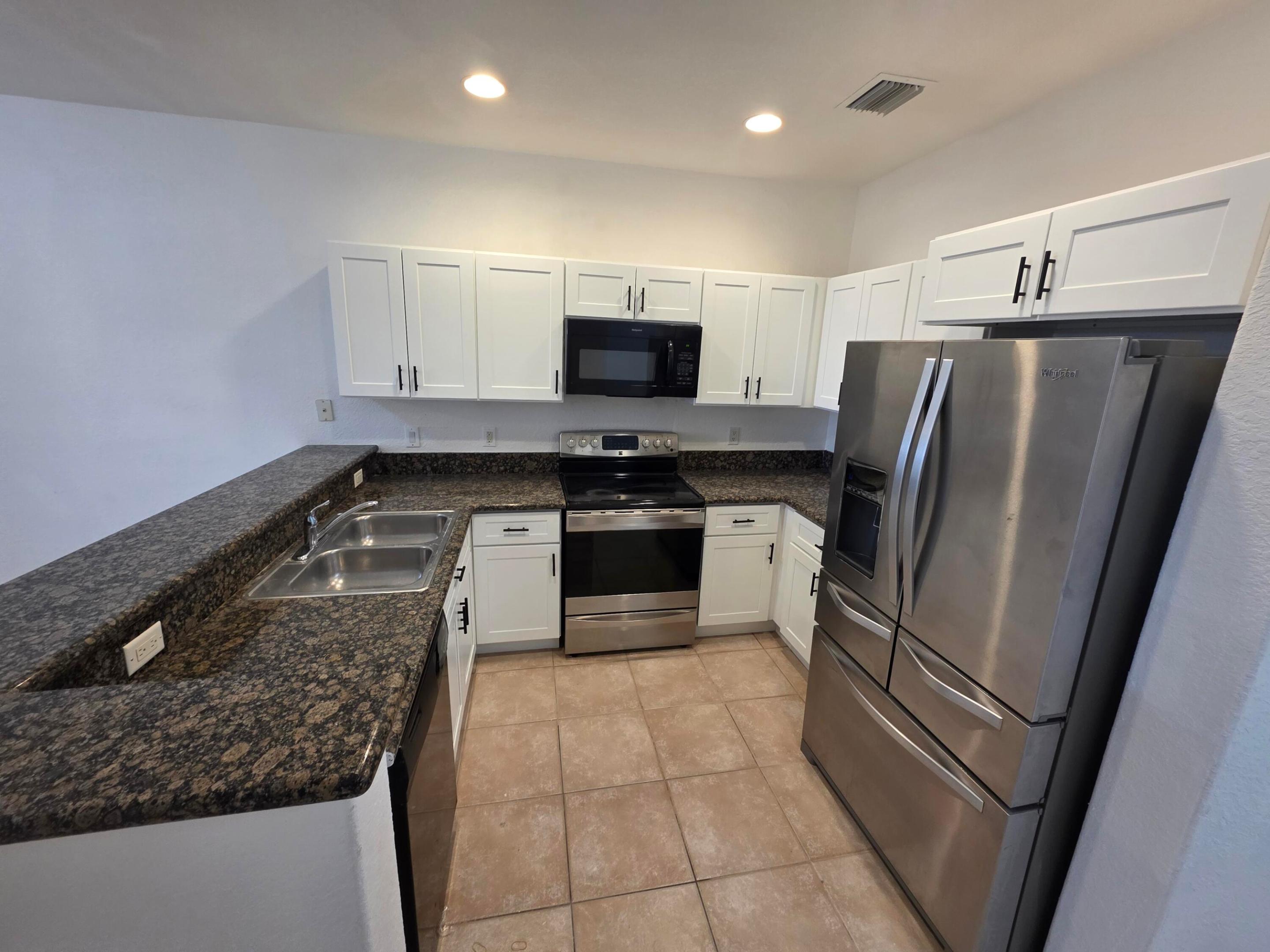 3589 NW 14th #3589, Lauderhill FL 33311
